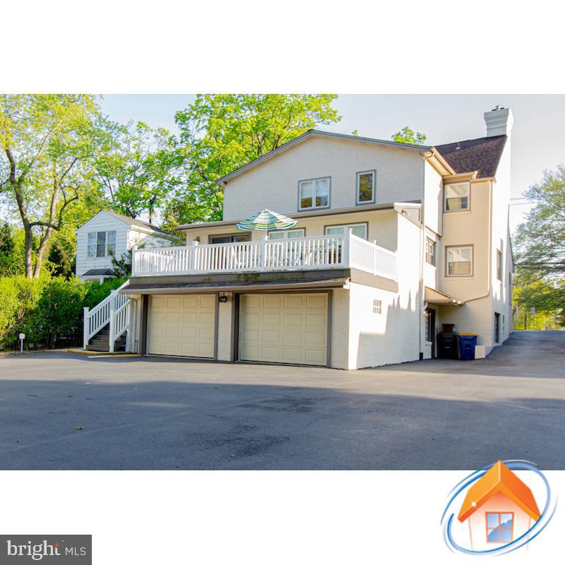 236 W MAIN STREET
