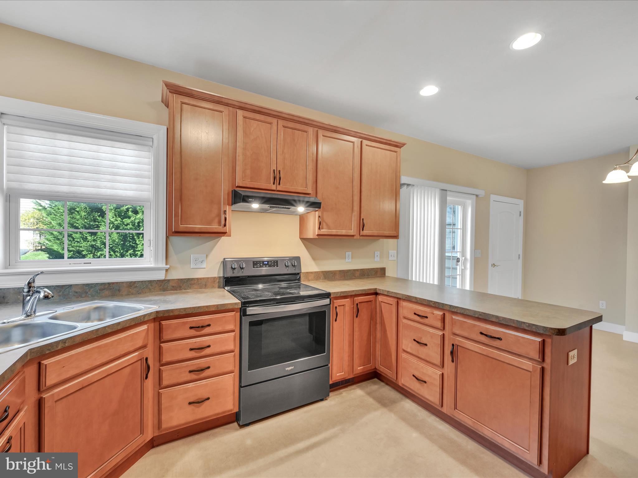 WETHERBURN COMMONS - Residential