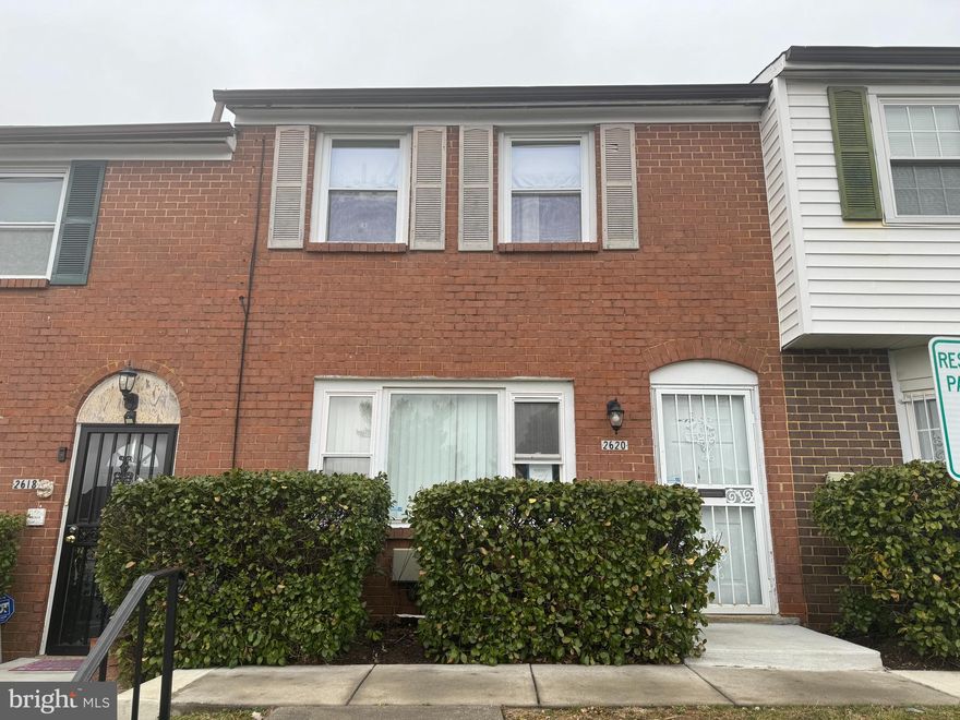 The Seller must comply with HUD Guidelines 24 CRF 206.125. All Brick Front Interior Row/Townhouse with 2 Bedrooms, 1 Full Bathroom, and 1 Half bath located in Kingswood Common subdivision. Spacious living area, Every bedroom with walk in closets.