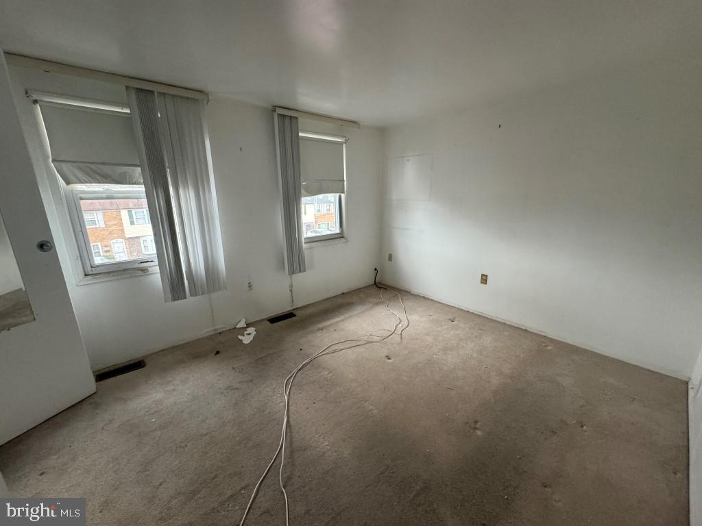 KINGSWOOD CONDOMINIUM - Residential