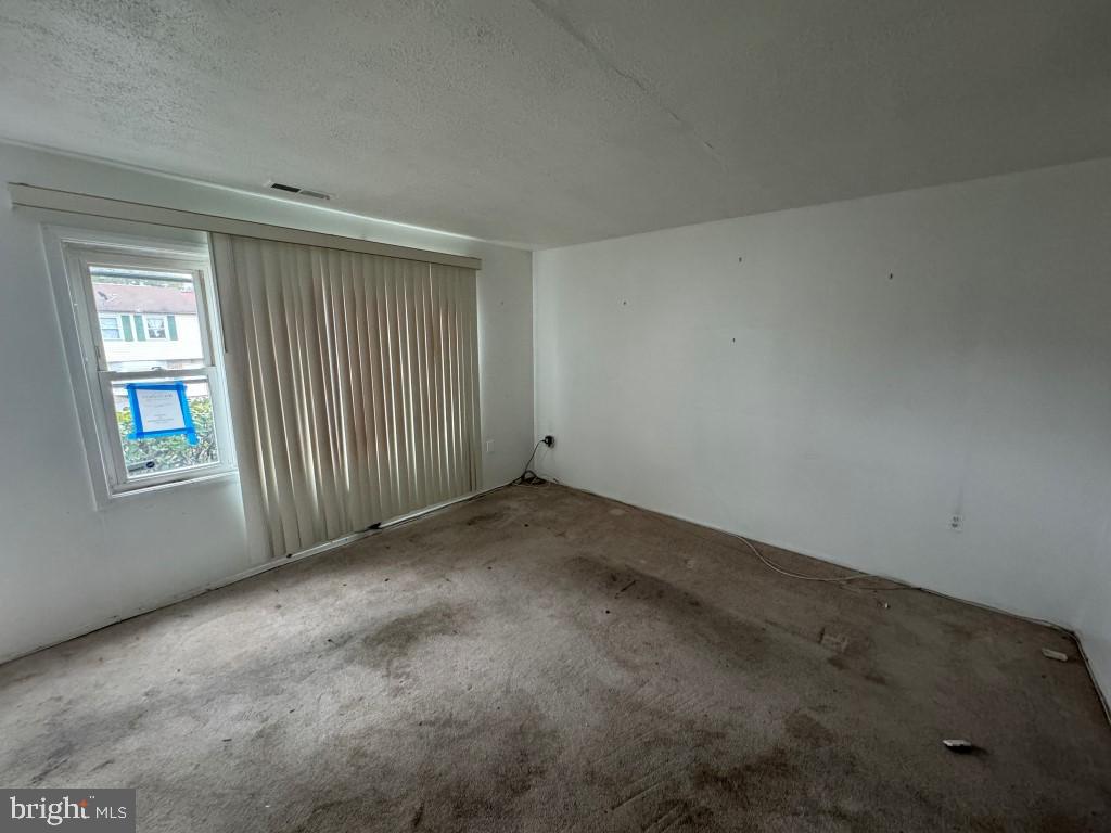 KINGSWOOD CONDOMINIUM - Residential