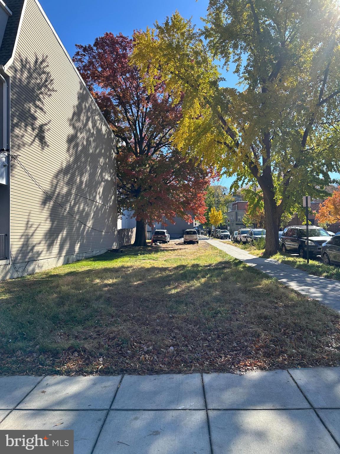 ANACOSTIA - Land
