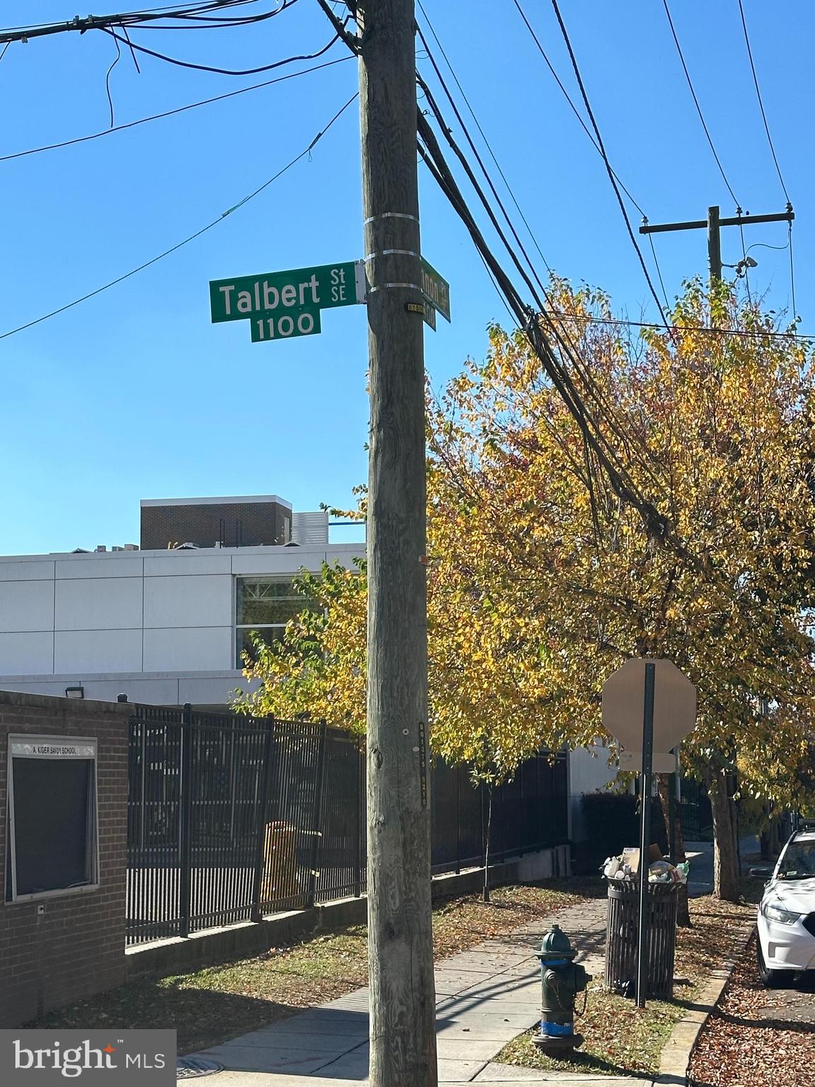 2324 SHANNON PLACE SE