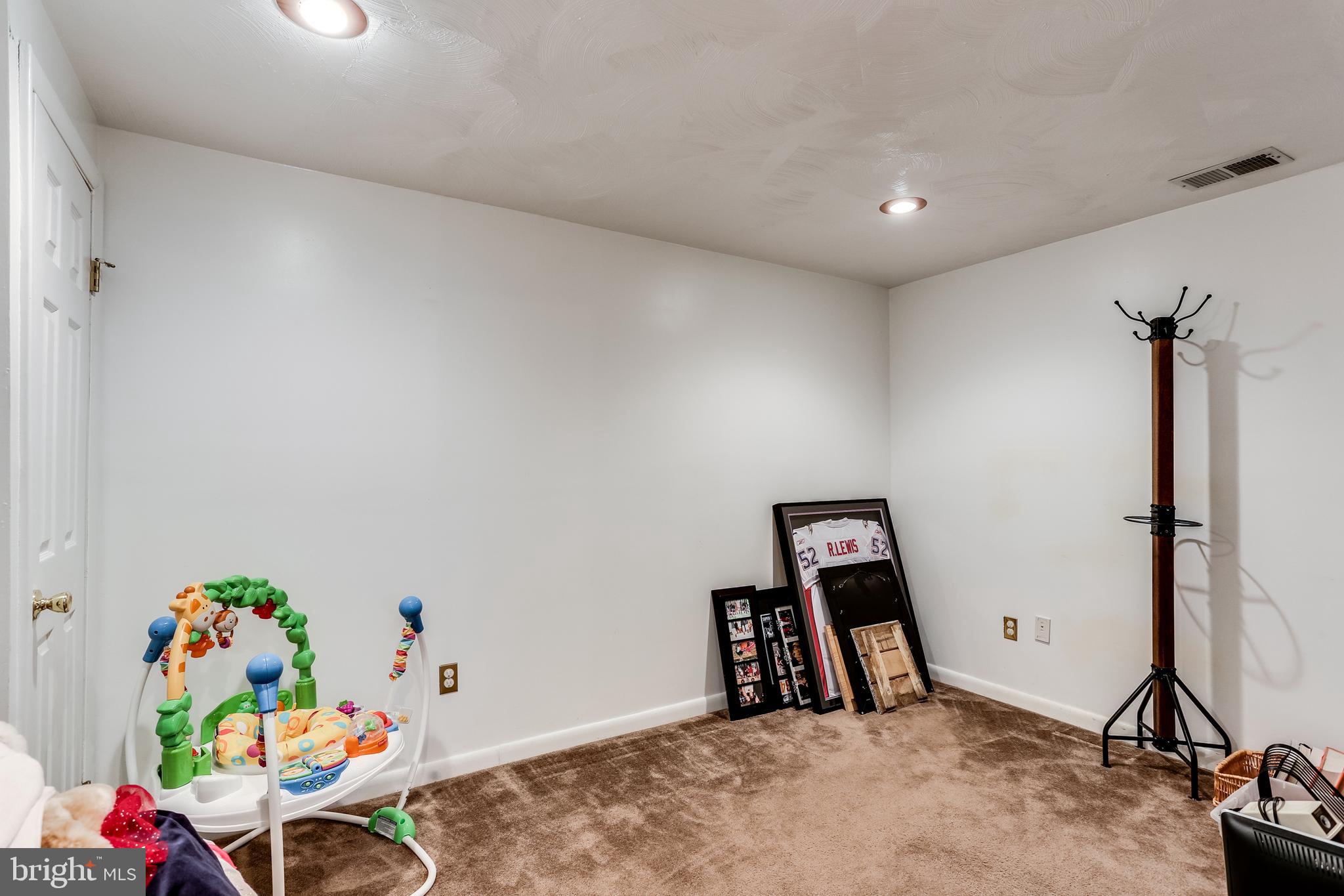 VALLEY MEDE - Residential