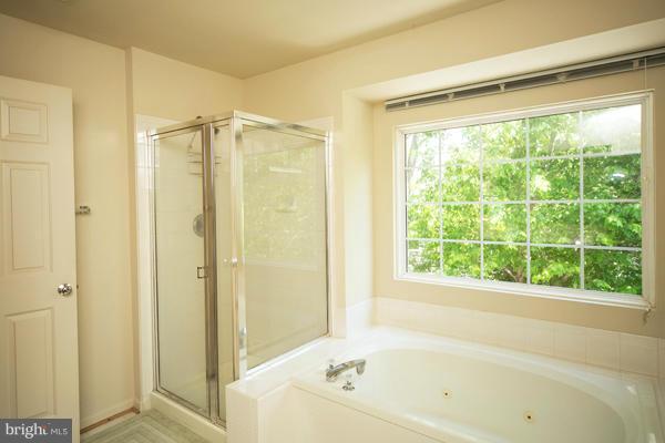 VIRGINIA CENTER - Residential