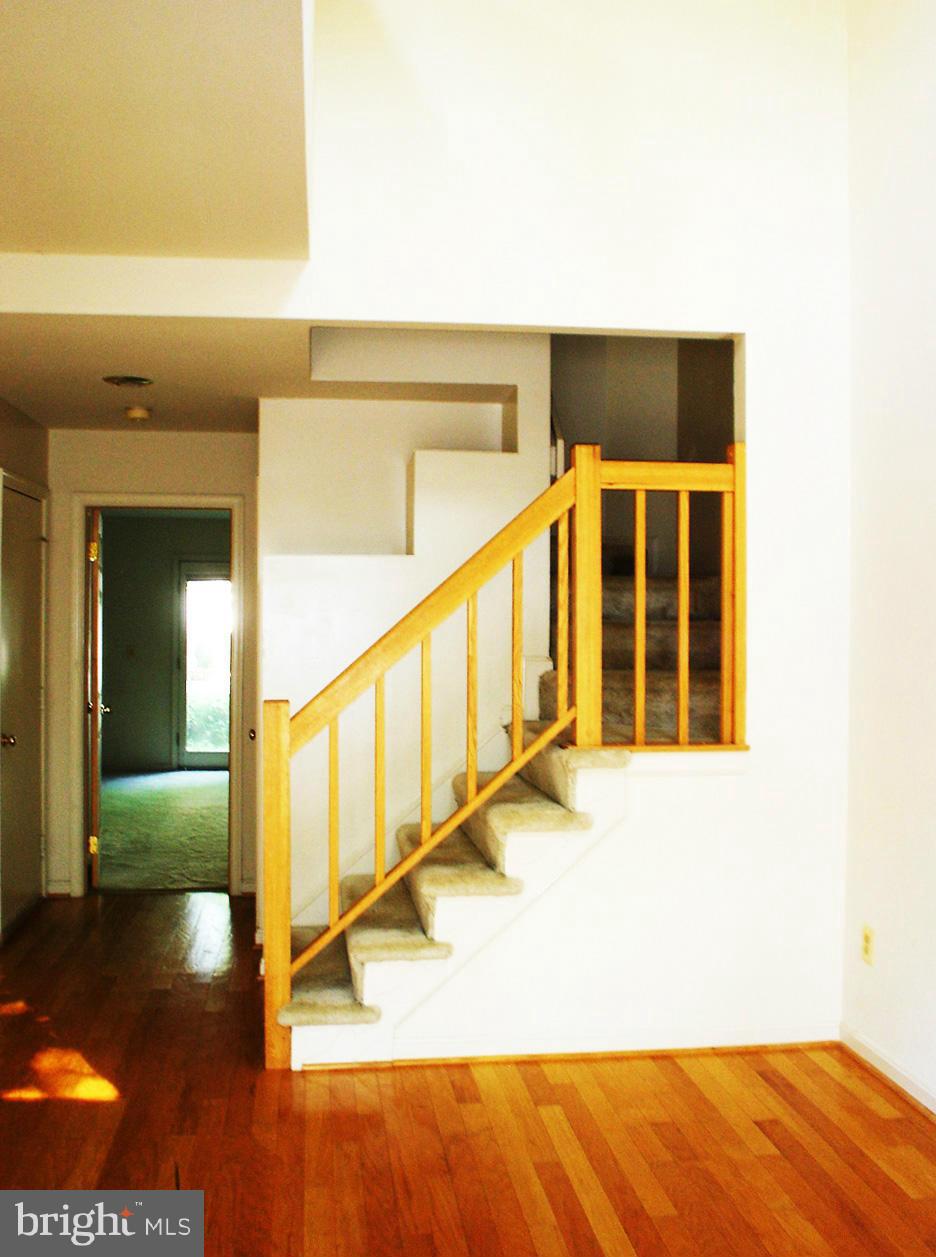 VIRGINIA CENTER - Residential