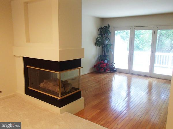 VIRGINIA CENTER - Residential