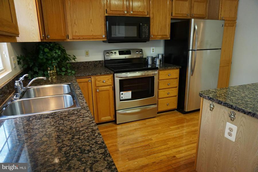 VIRGINIA CENTER - Residential