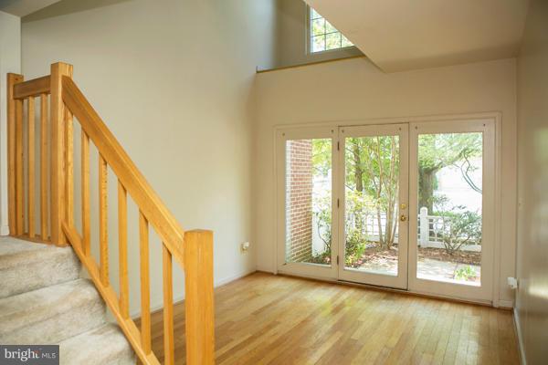 VIRGINIA CENTER - Residential