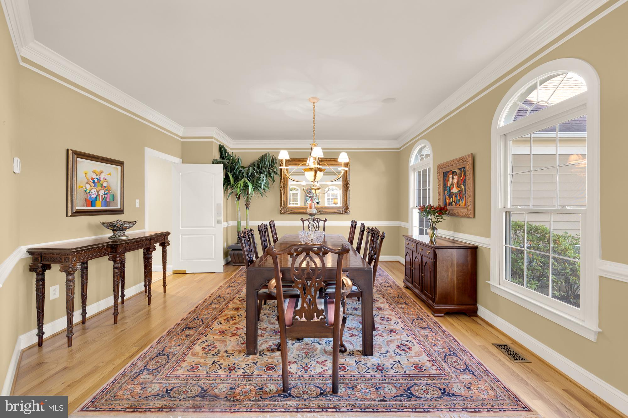 POTOMAC OUTSIDE - Residential