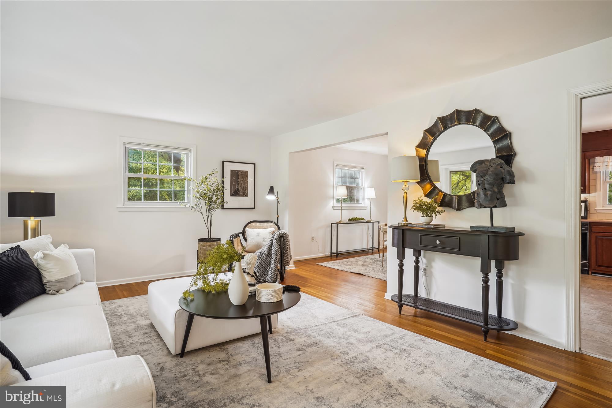 TOWN AND COUNTRY GARDENS - Residential