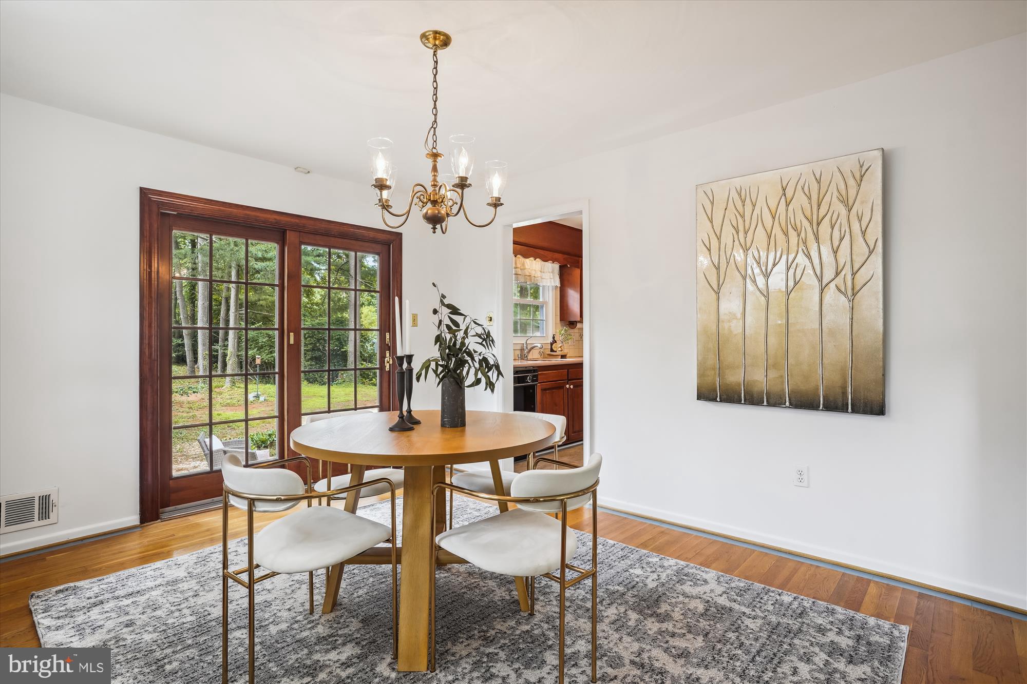 TOWN AND COUNTRY GARDENS - Residential