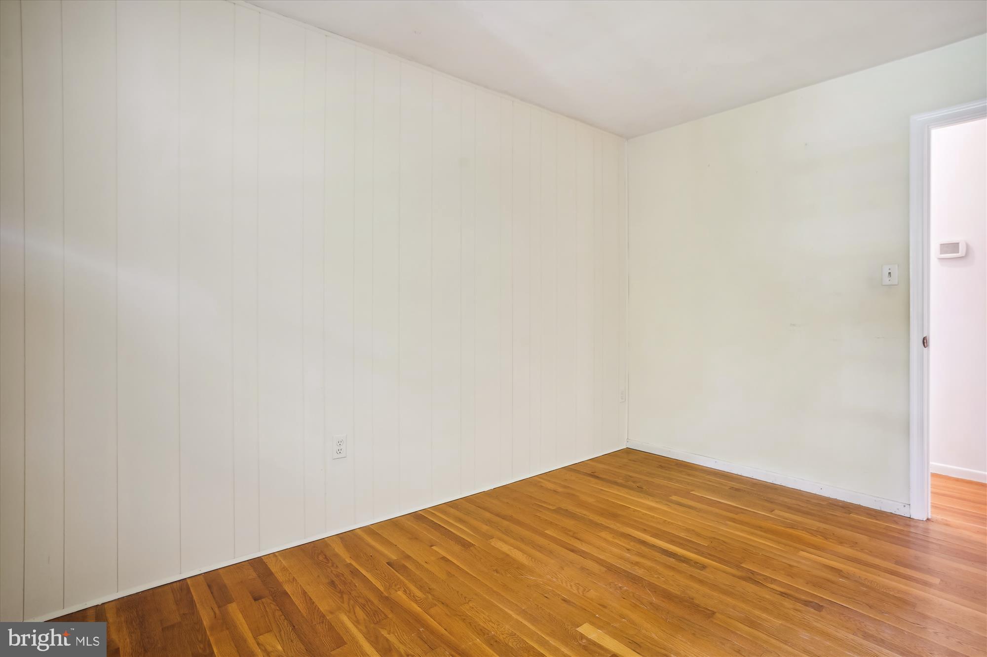 TOWN AND COUNTRY GARDENS - Residential