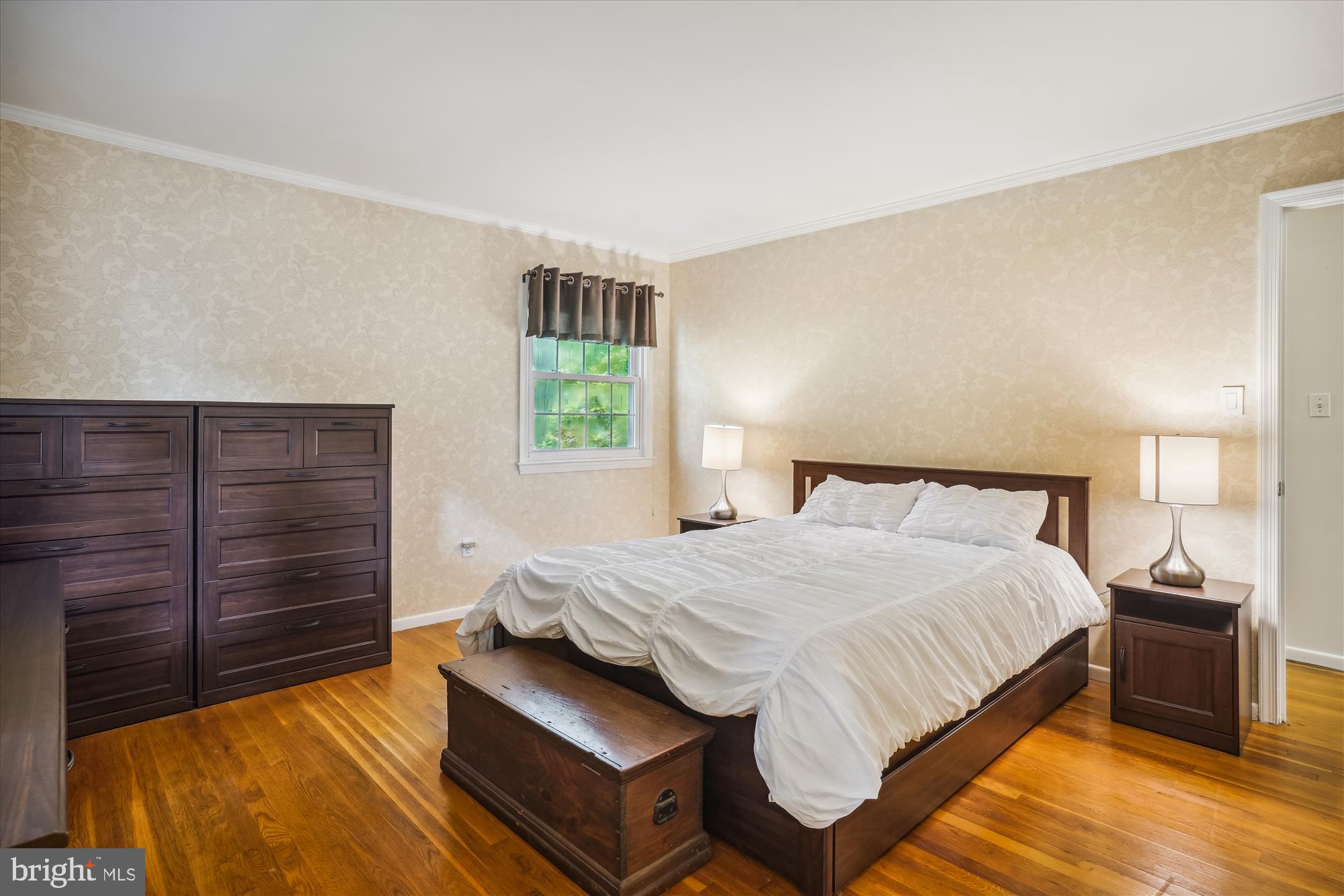 TOWN AND COUNTRY GARDENS - Residential