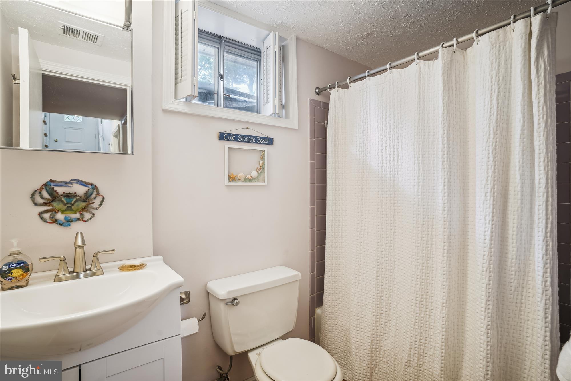 TOWN AND COUNTRY GARDENS - Residential