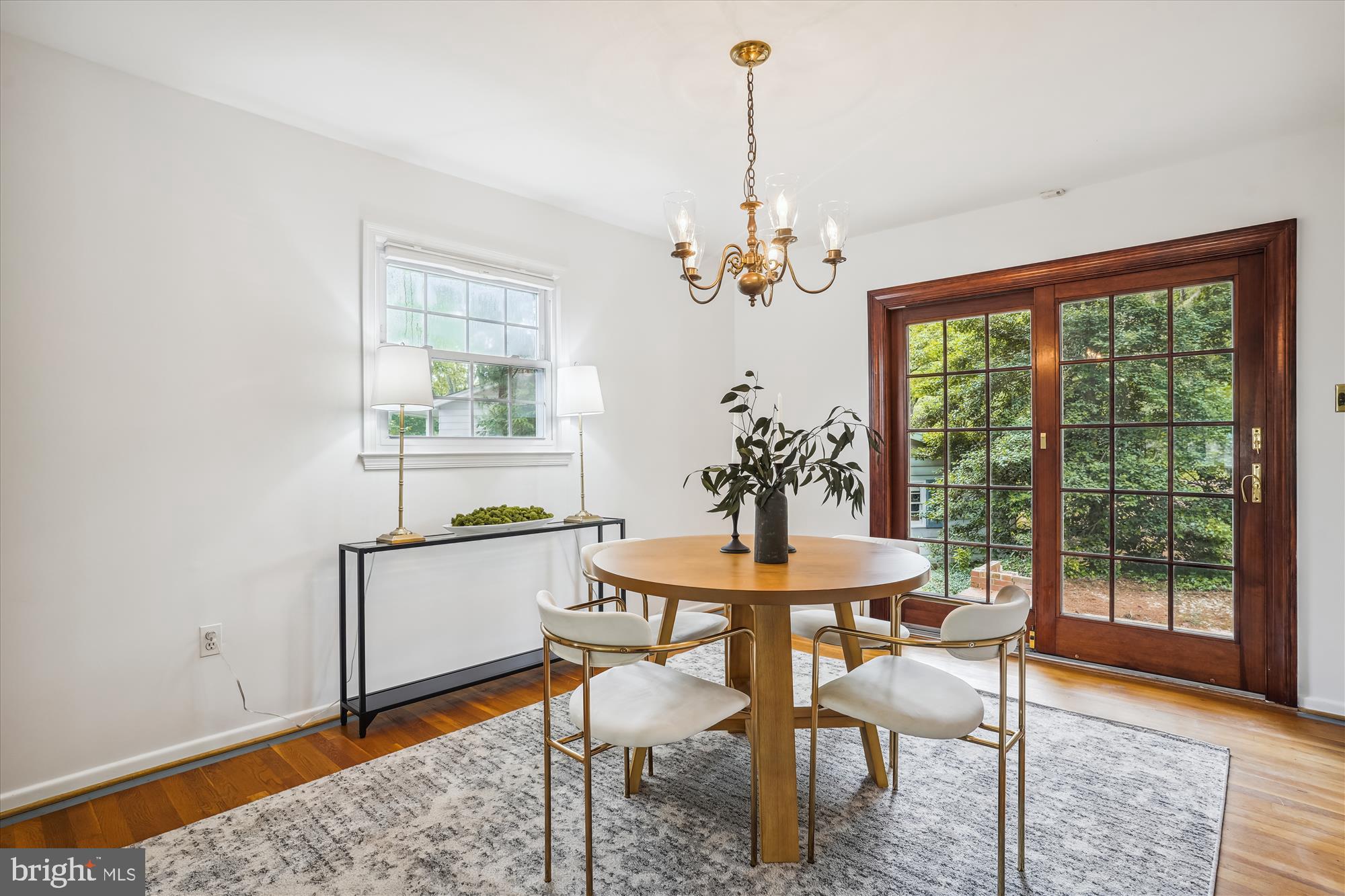 TOWN AND COUNTRY GARDENS - Residential