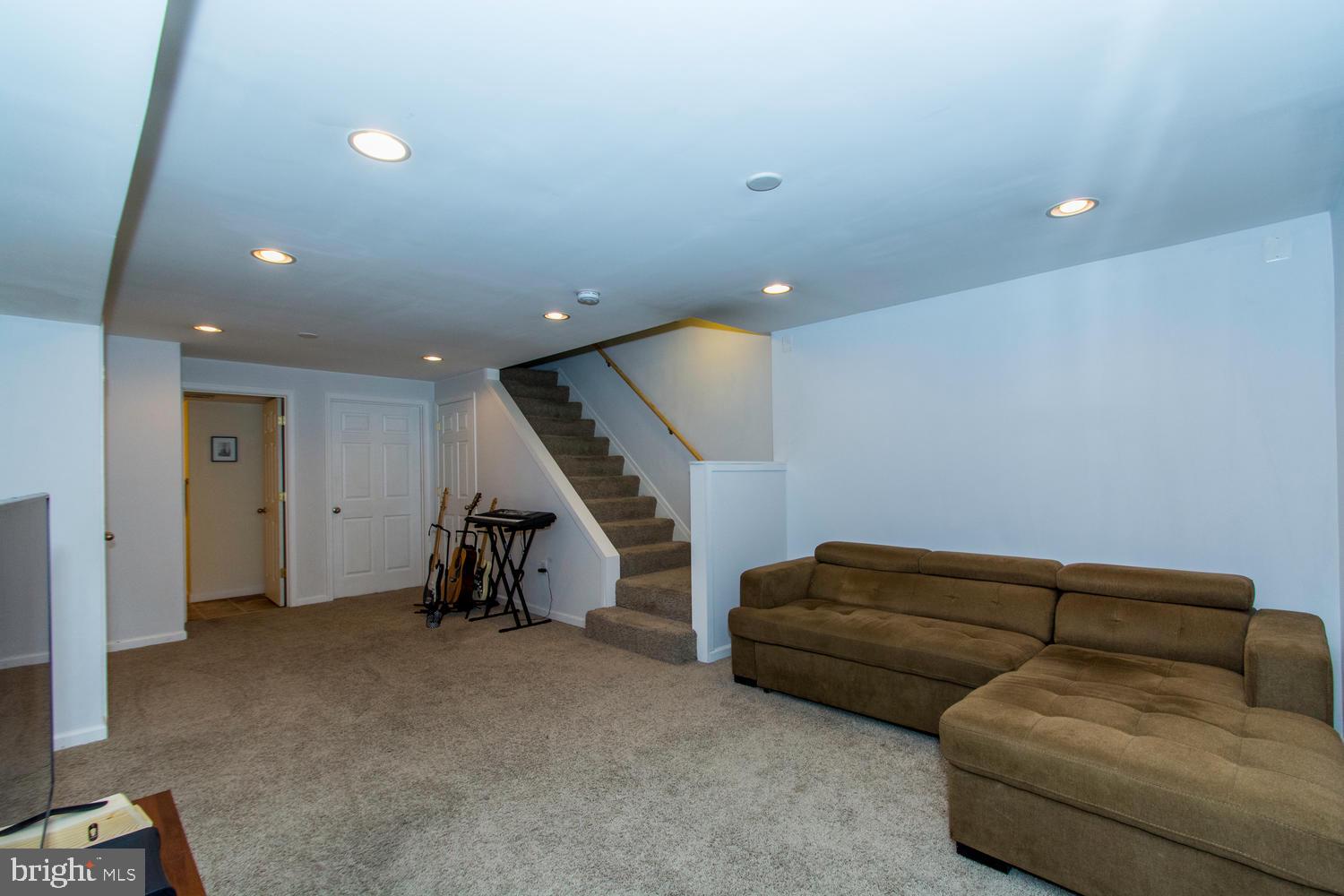 MARBLE HILL - Residential