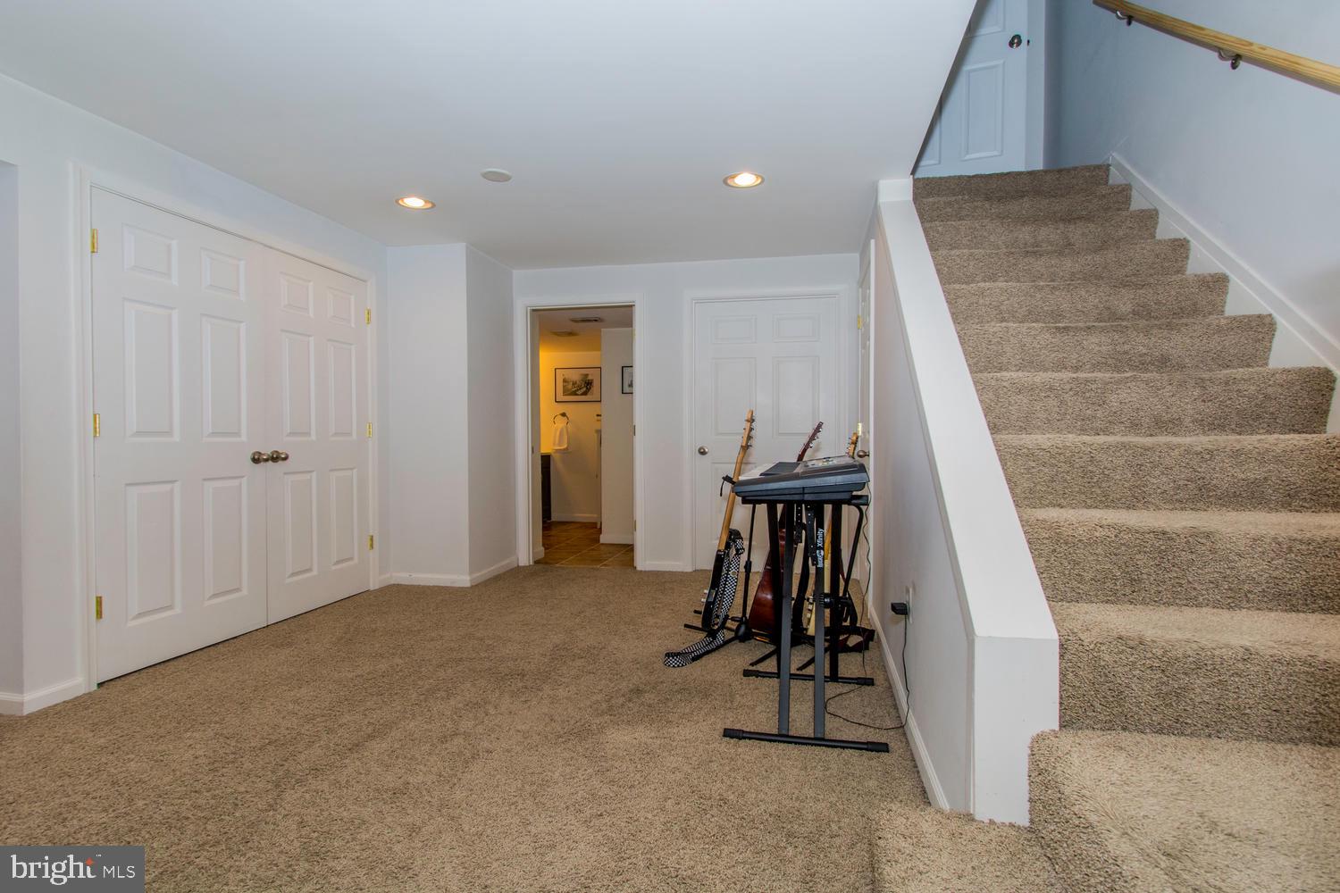 MARBLE HILL - Residential