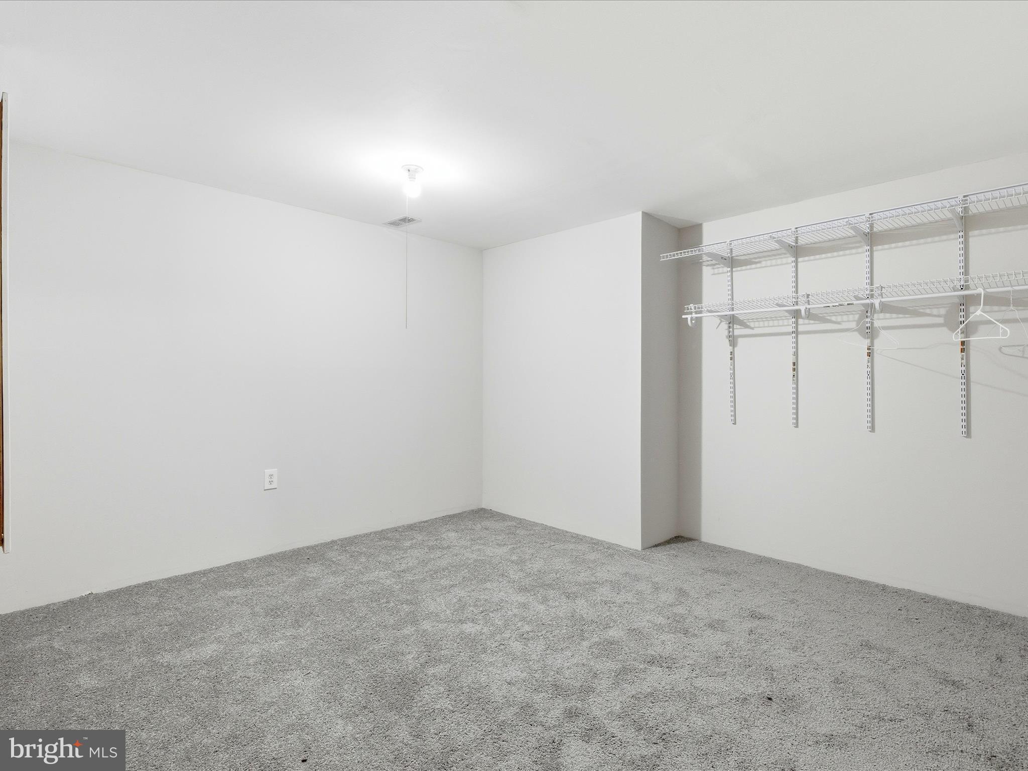 TALL OAKS CROSSING - Residential Lease