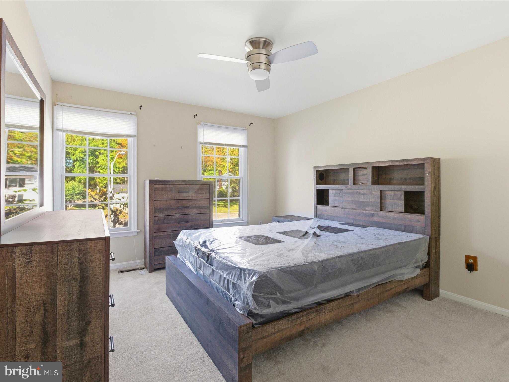 TALL OAKS CROSSING - Residential Lease