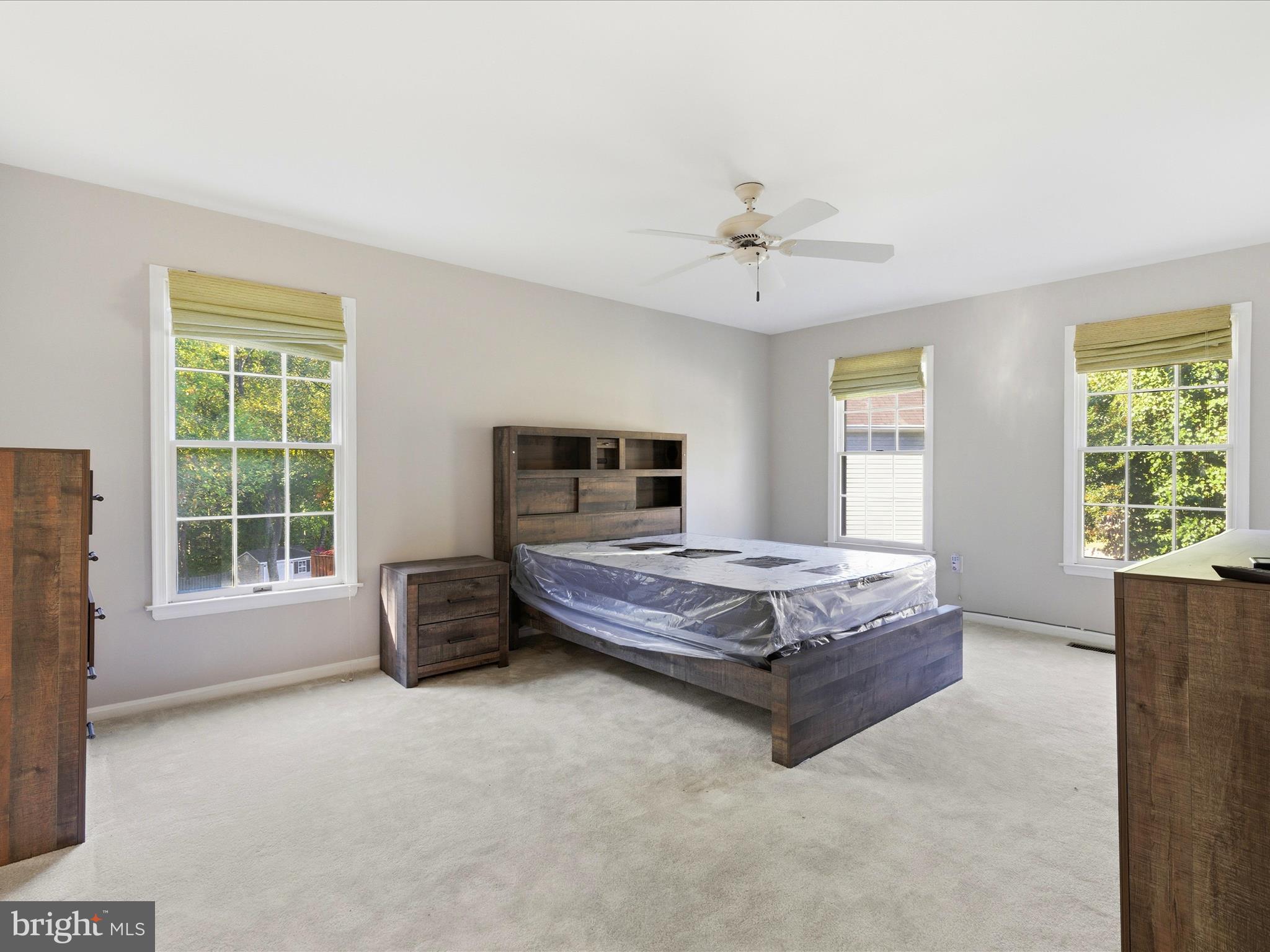 TALL OAKS CROSSING - Residential Lease