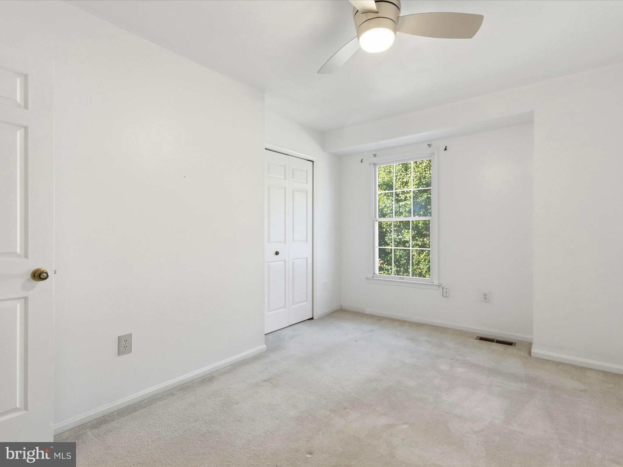 TALL OAKS CROSSING - Residential Lease