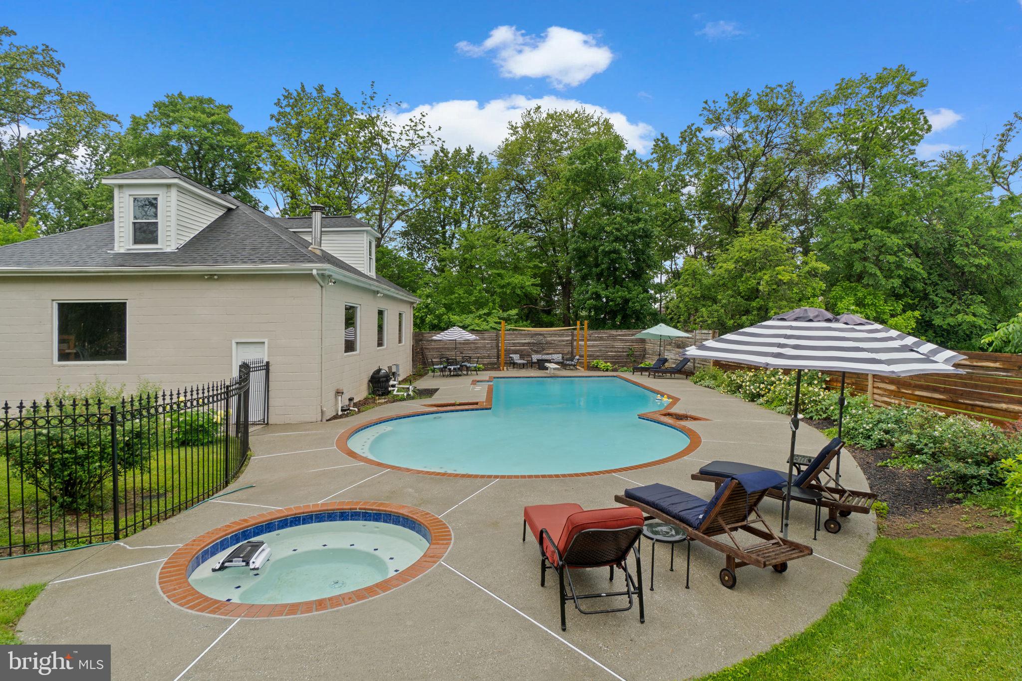 CATONSVILLE - Residential