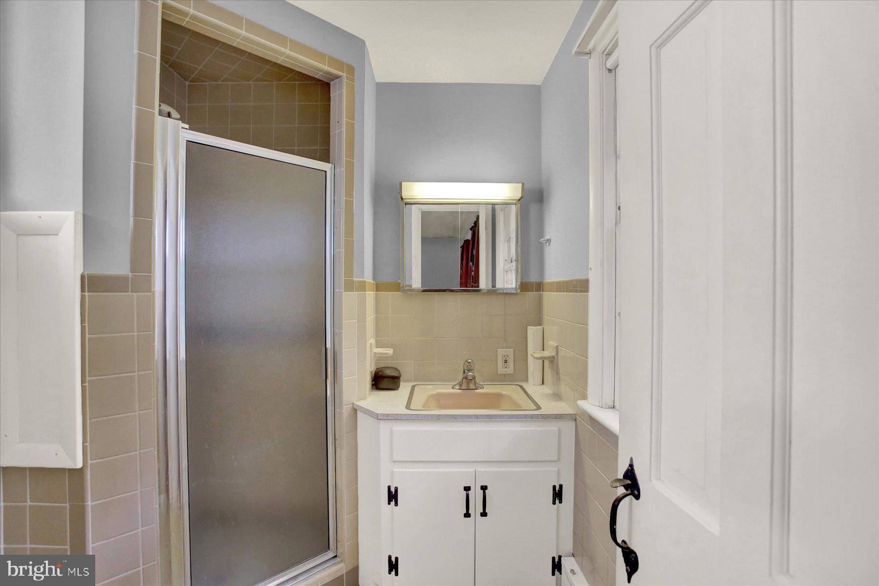 HEIMES HILL - Residential