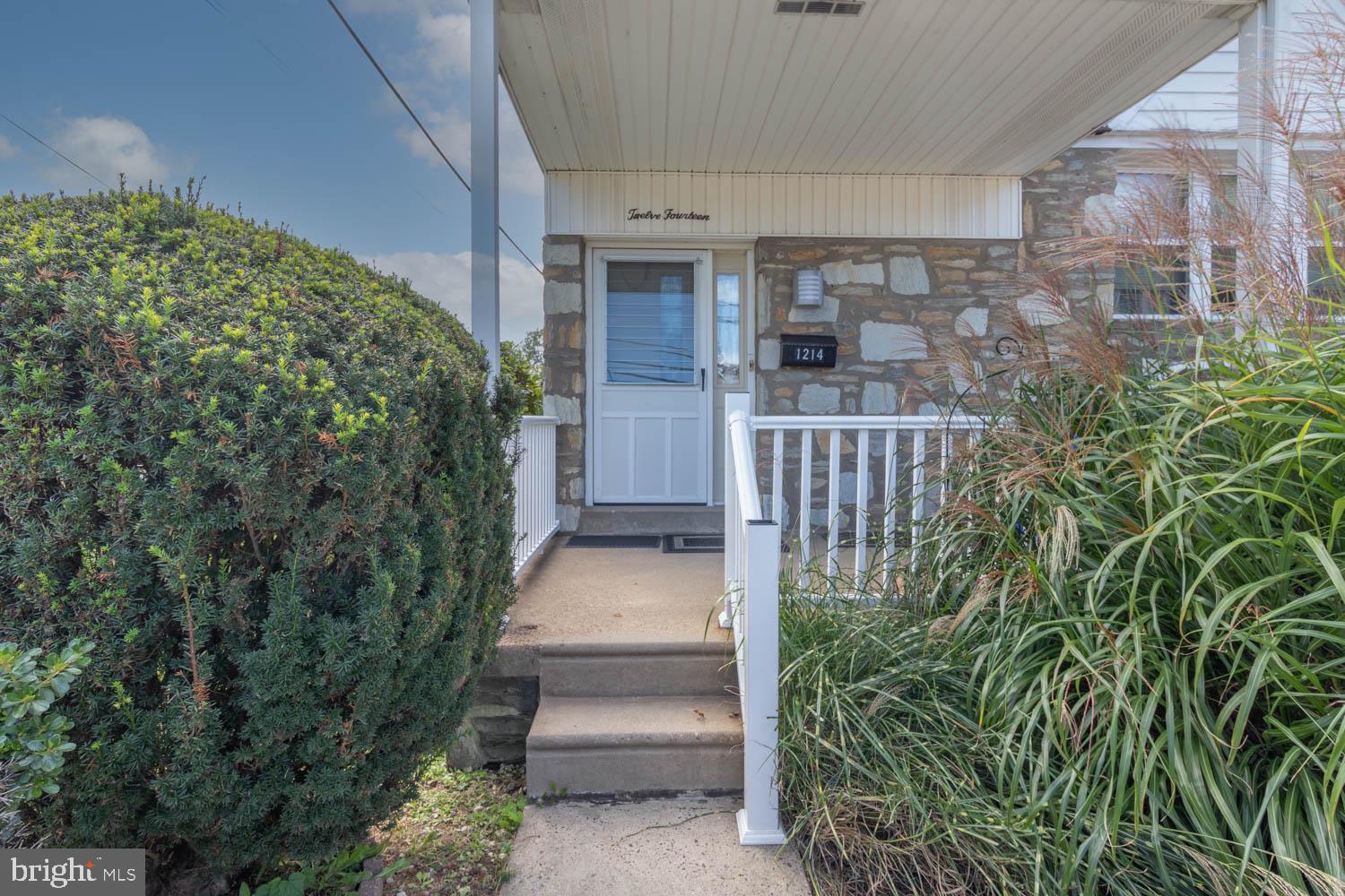 1214 FENWICK ROAD