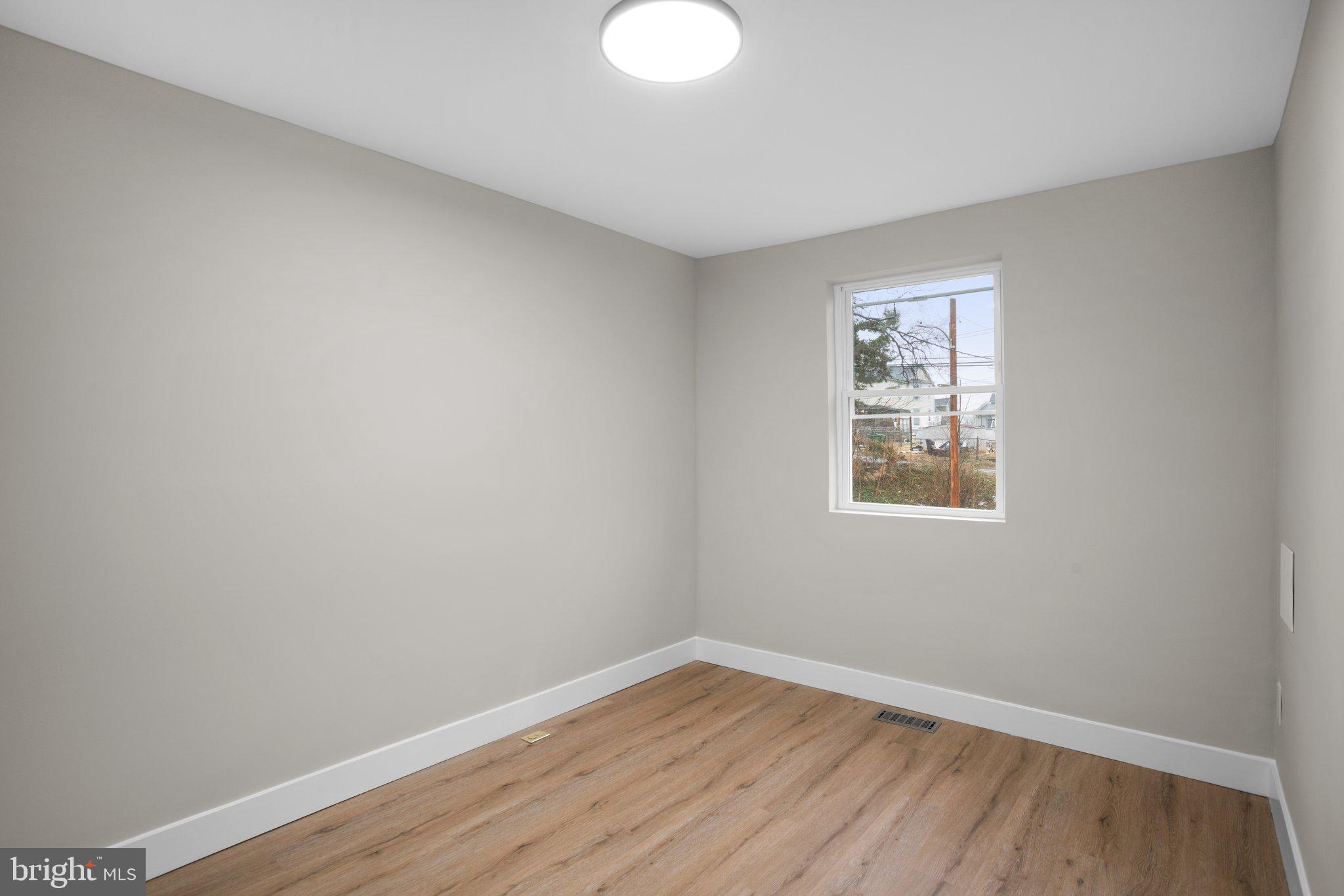 BALTIMORE HIGHLANDS - Residential