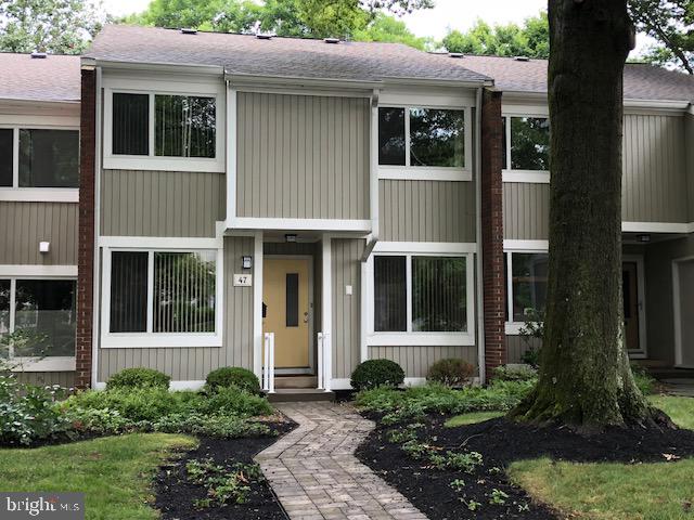 QUEENSTON COMMON - Residential Lease