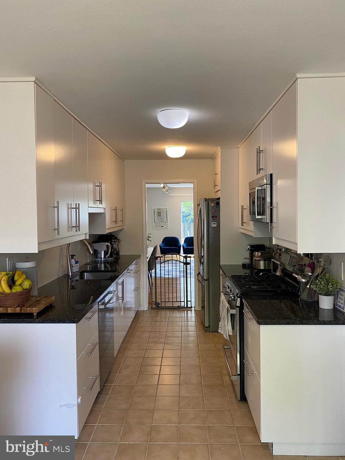 QUEENSTON COMMON - Residential Lease