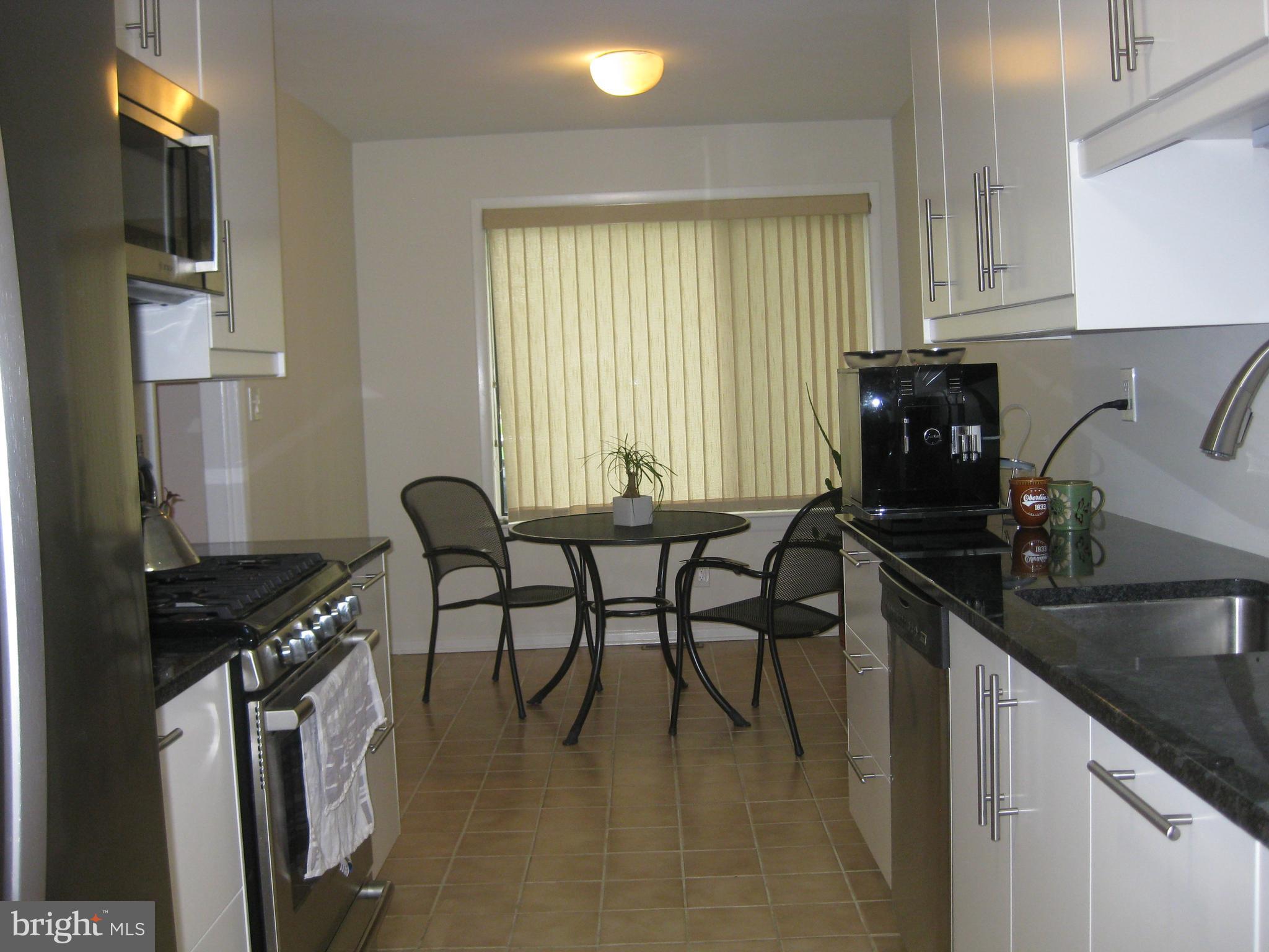 QUEENSTON COMMON - Residential Lease