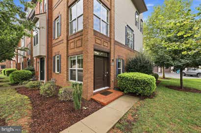 1402 WHEYFIELD DRIVE FREDERICK MD 21701