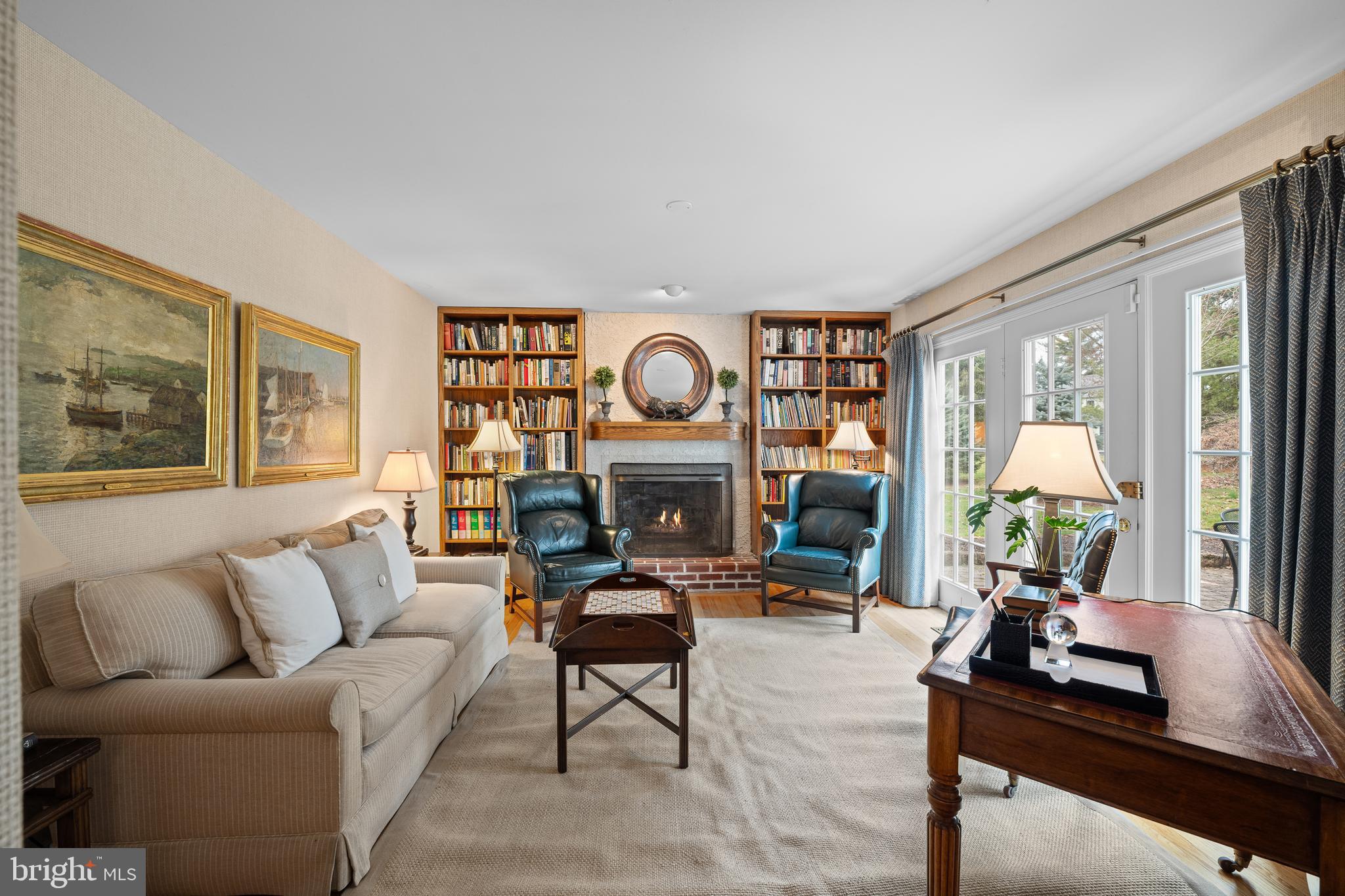 FOX CHAPEL - Residential