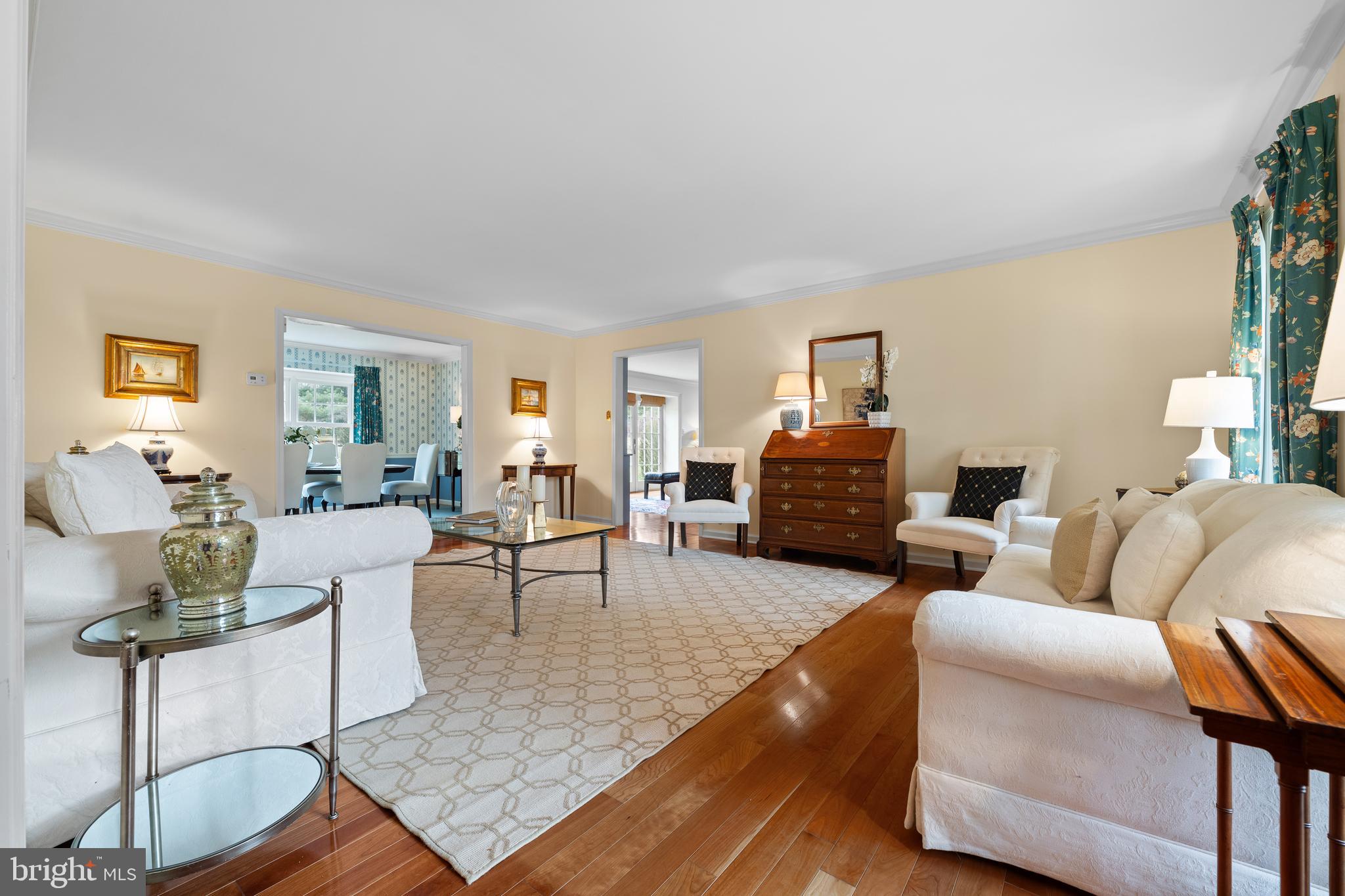 FOX CHAPEL - Residential