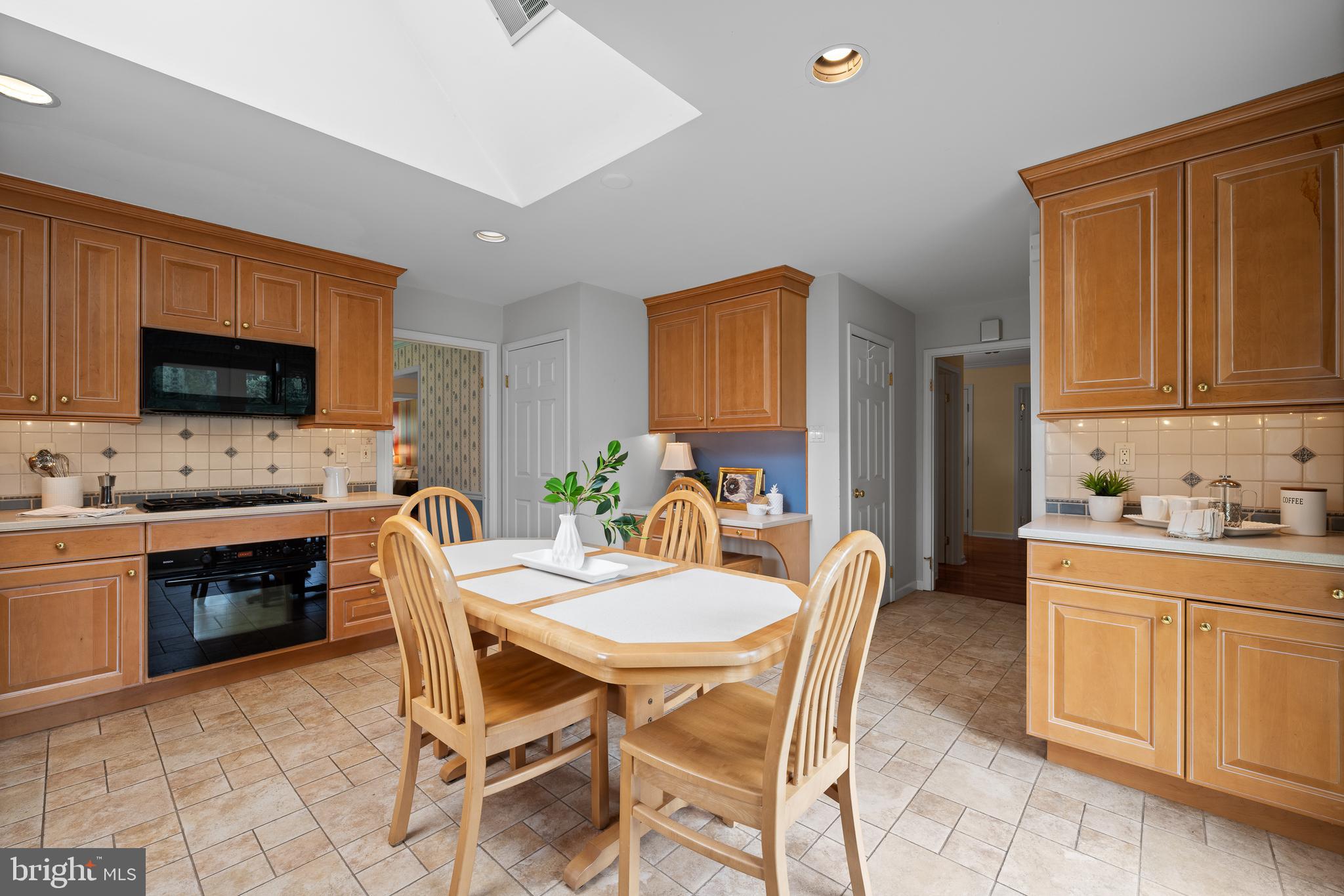 FOX CHAPEL - Residential