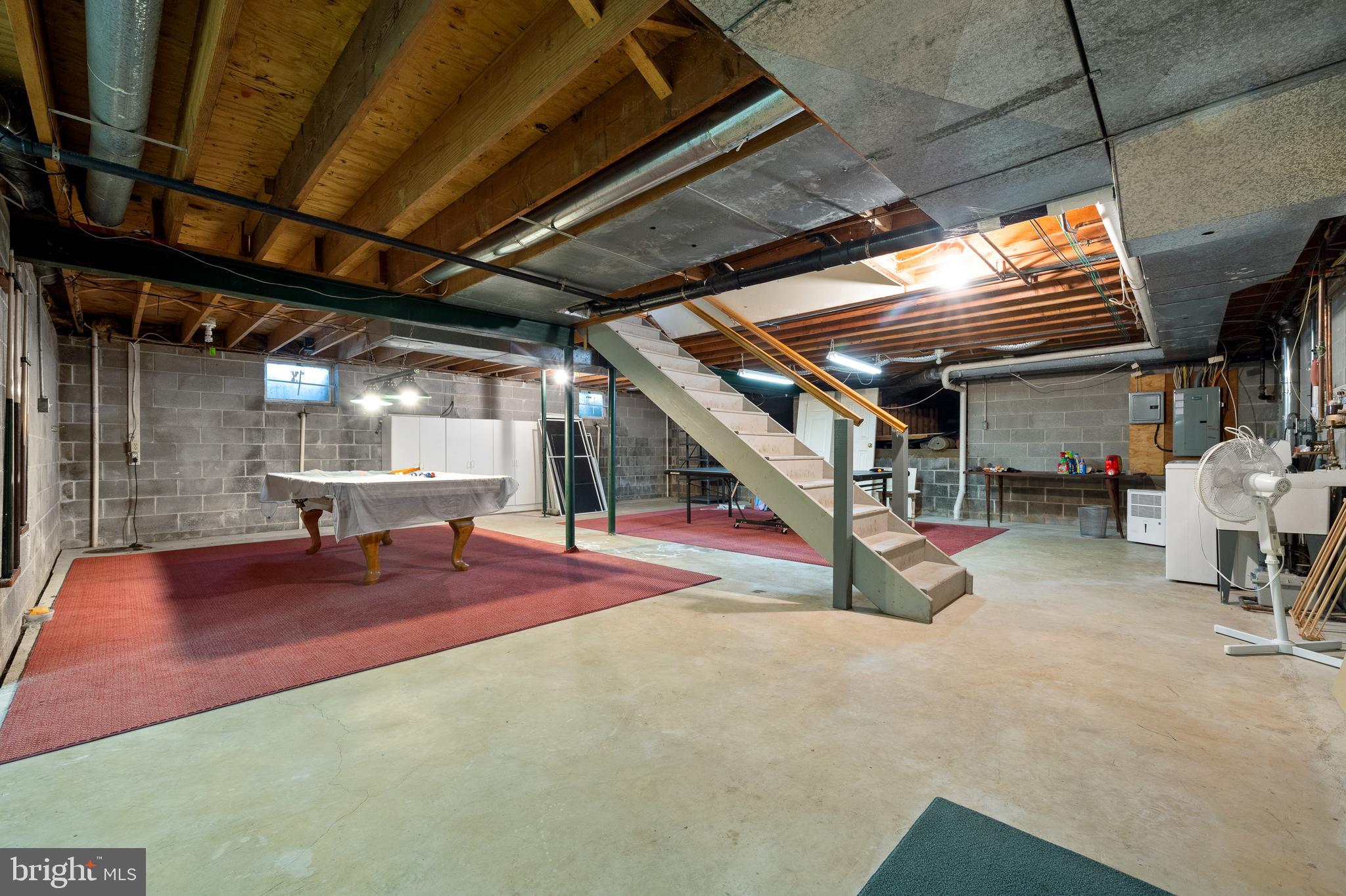 FOX CHAPEL - Residential