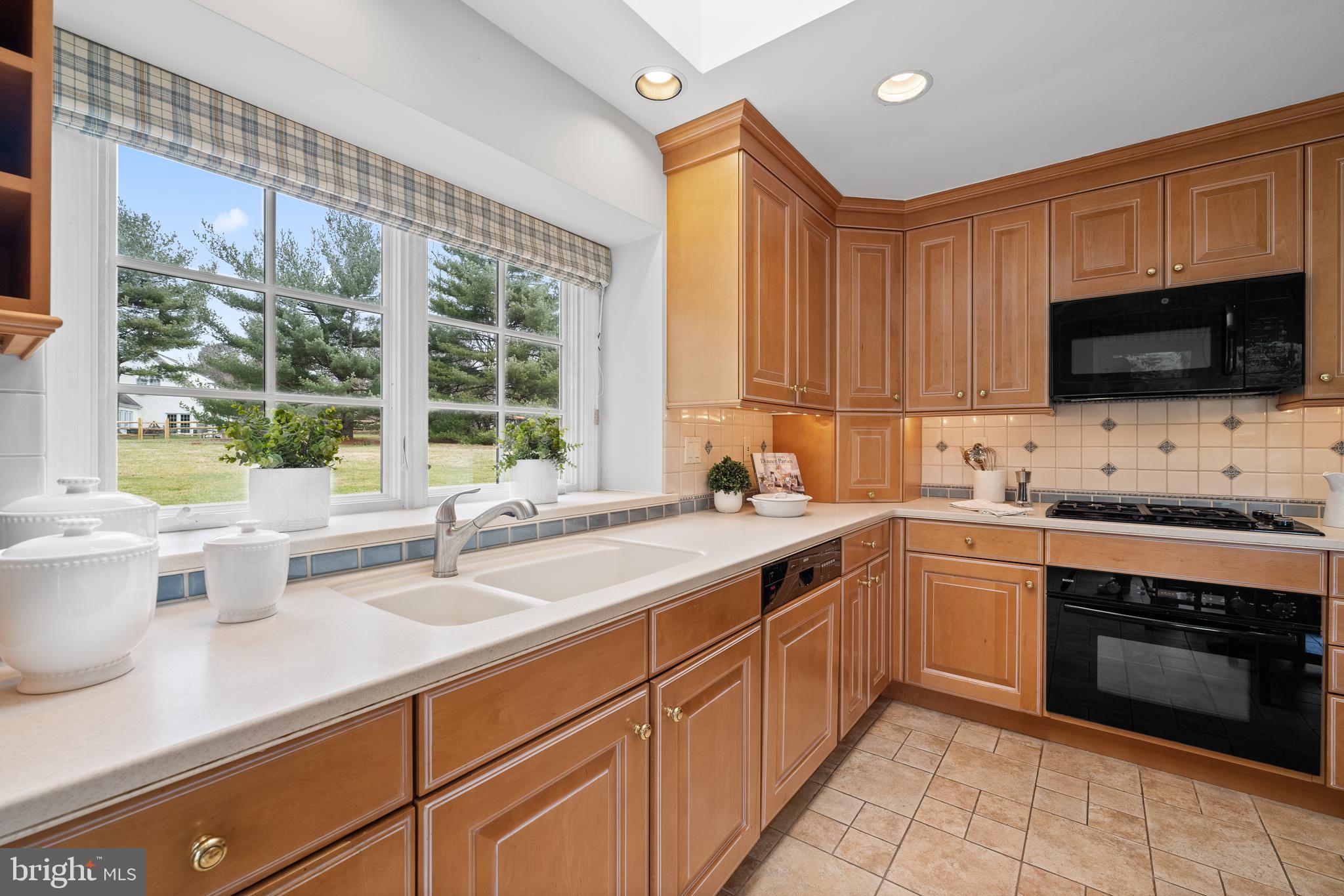 FOX CHAPEL - Residential