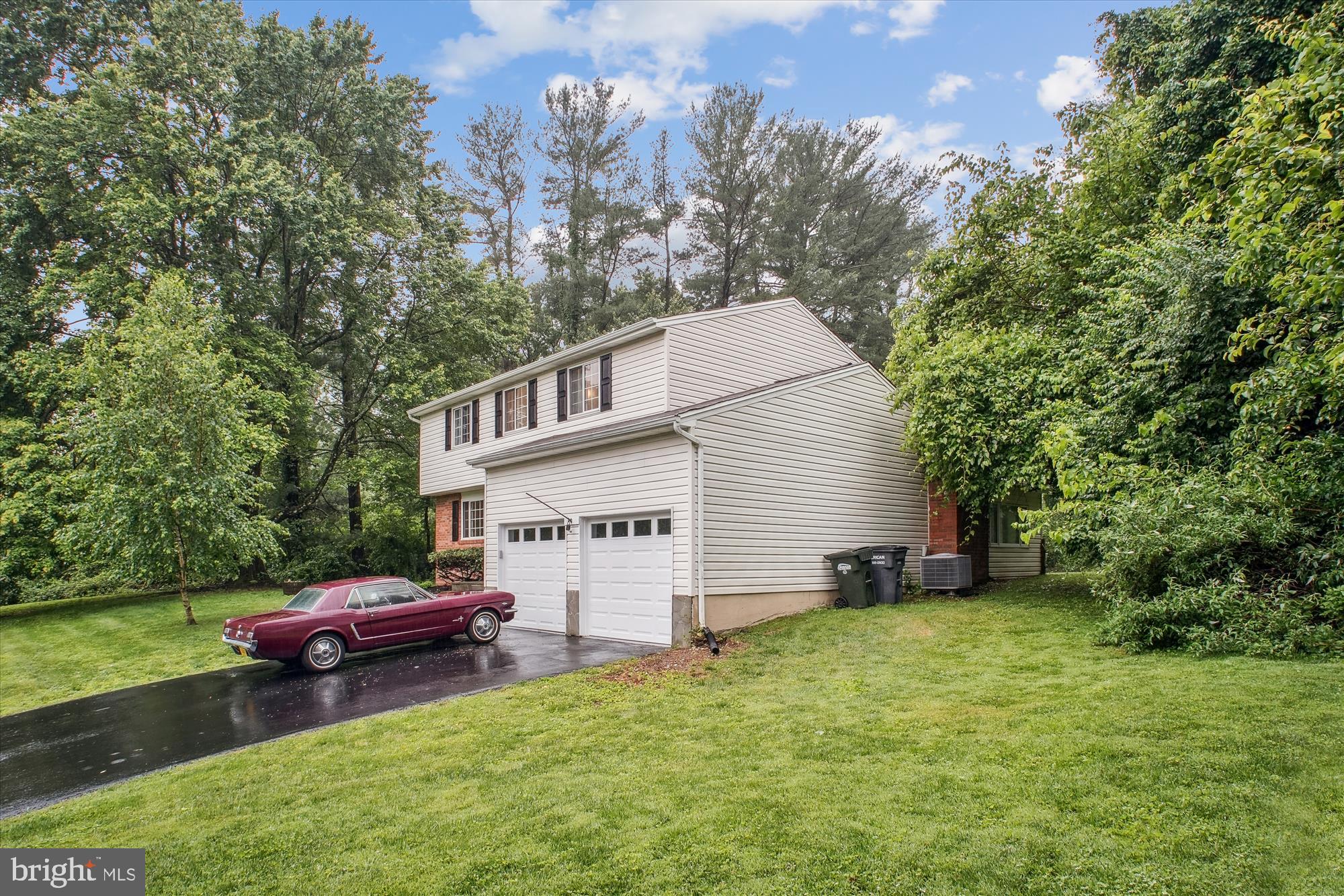 LEXINGTON ESTATES - Residential