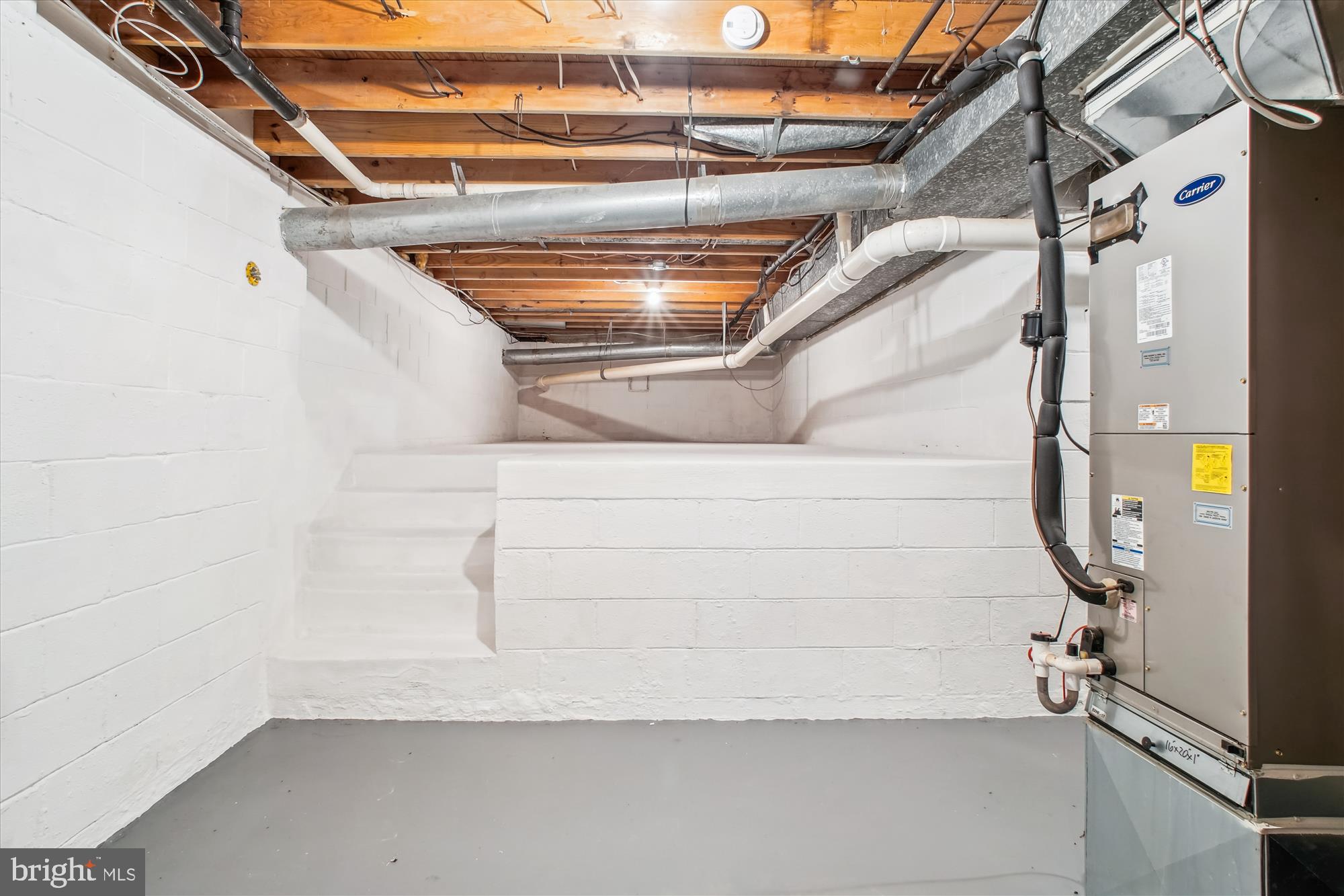 LEXINGTON ESTATES - Residential