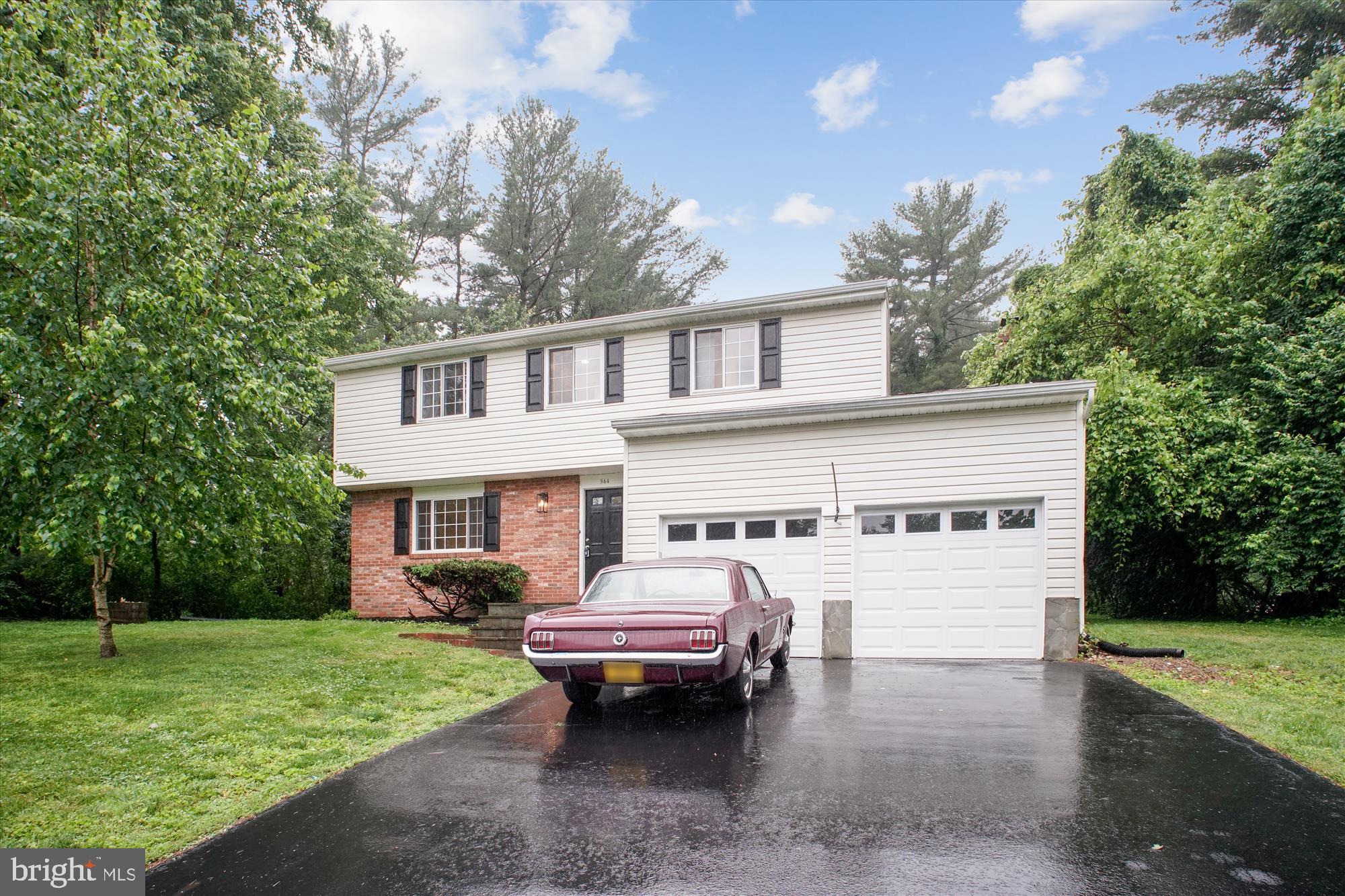 944 WAR ADMIRAL STREET