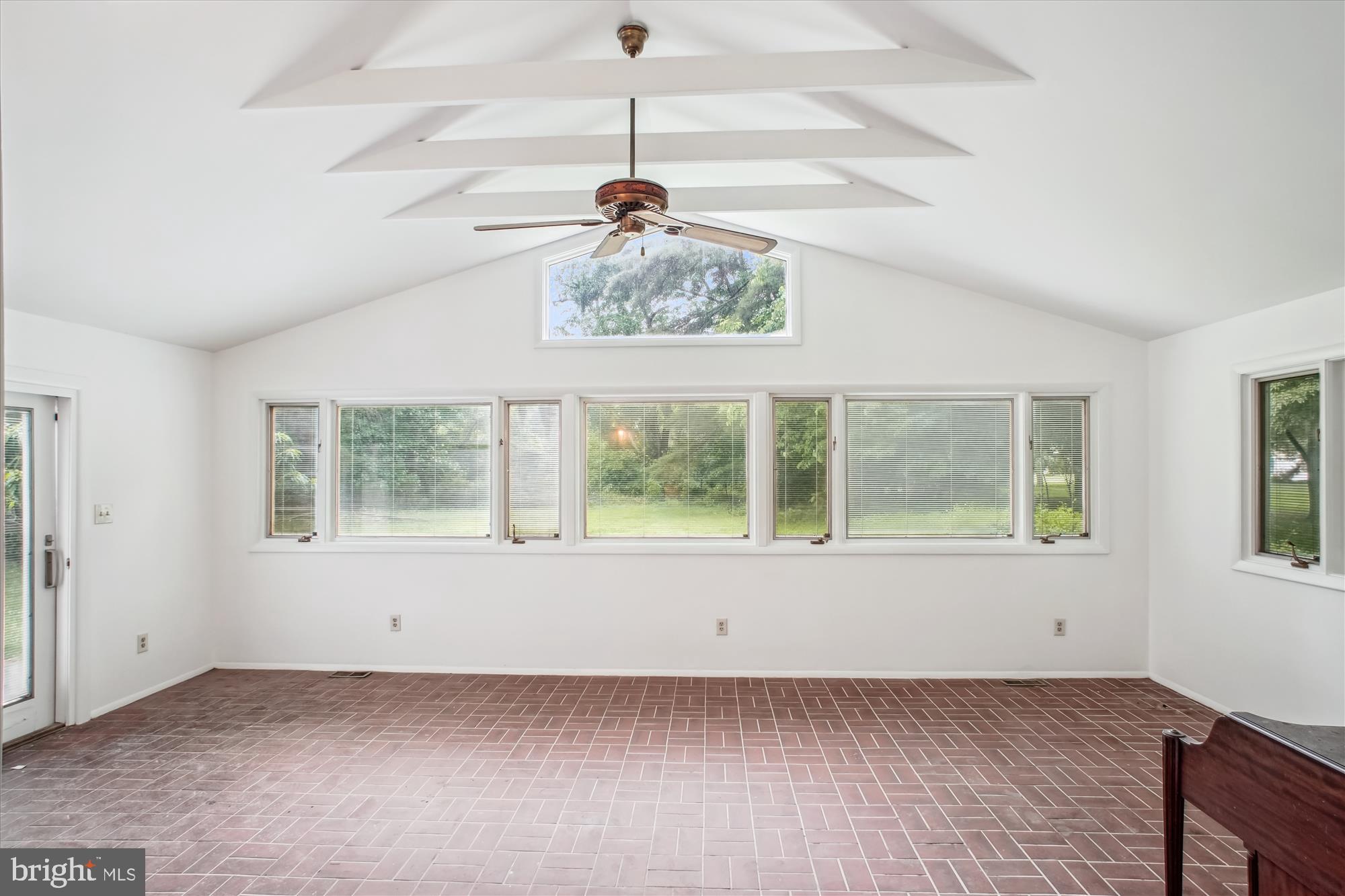 LEXINGTON ESTATES - Residential