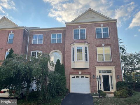 12968 WOOD CRESCENT CIRCLE HERNDON VA 20171