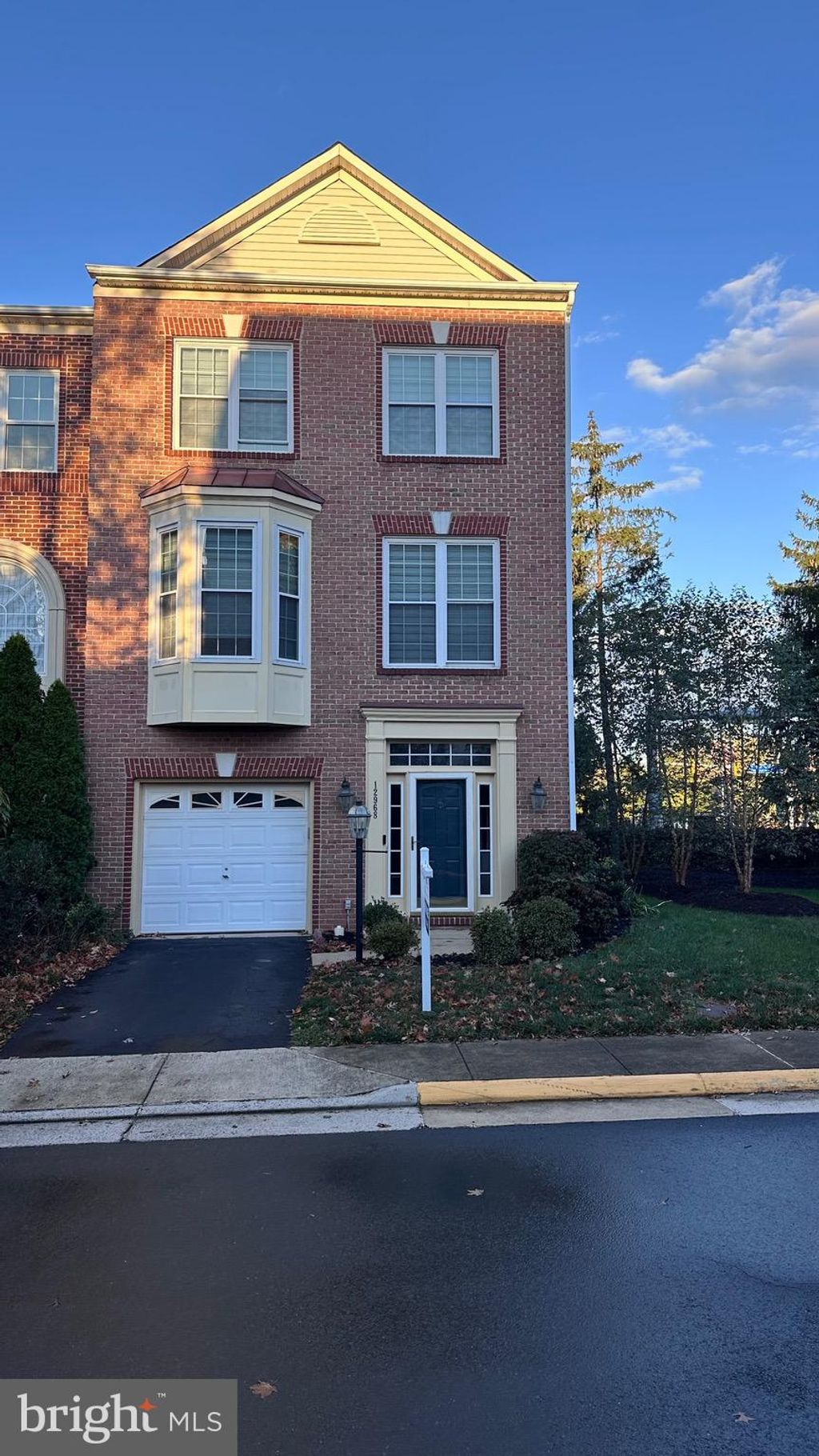 Photo of 12968 Wood Crescent Circle, HERNDON, VA 20171 (MLS # VAFX2274610)