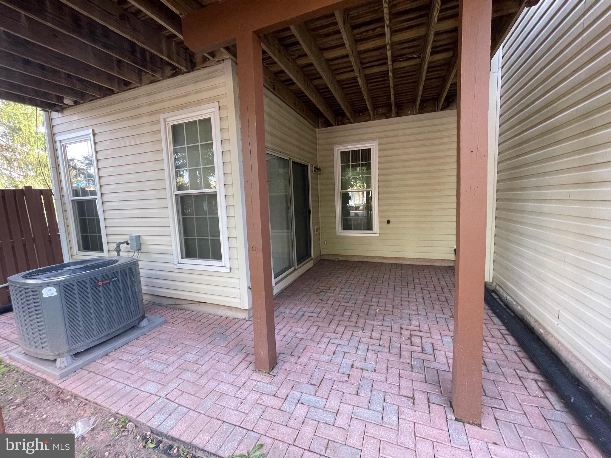 WOODLAND PARK - Residential