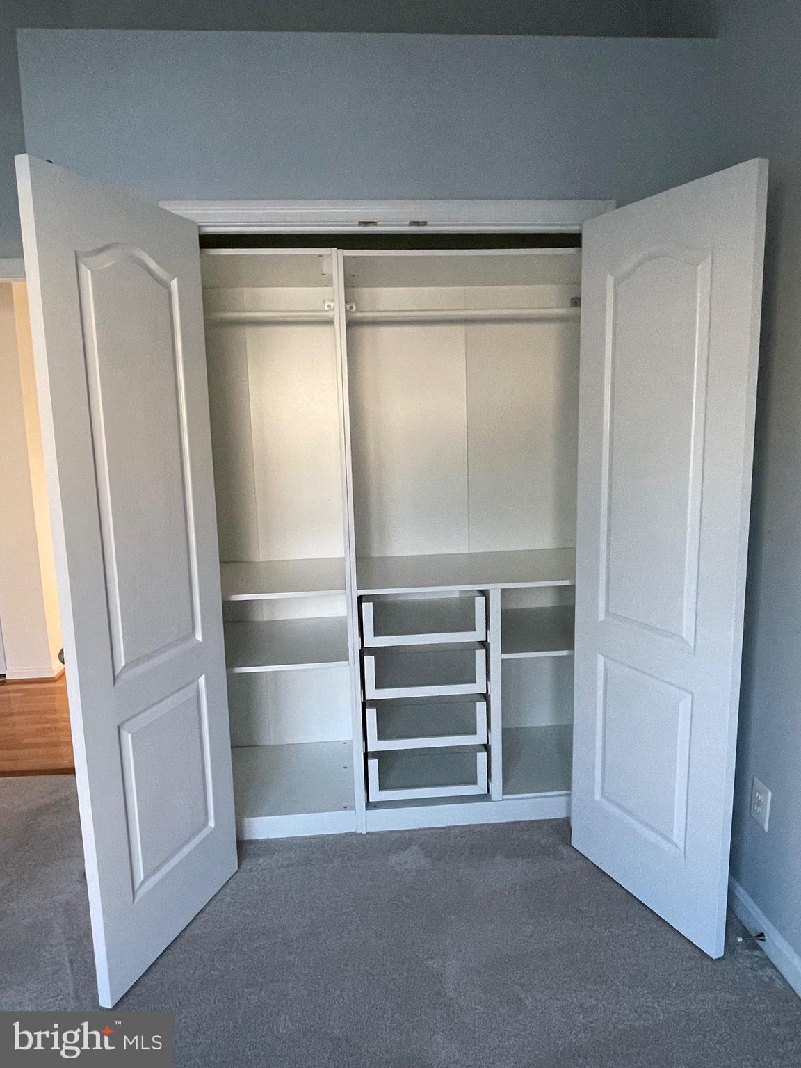 WOODLAND PARK - Residential