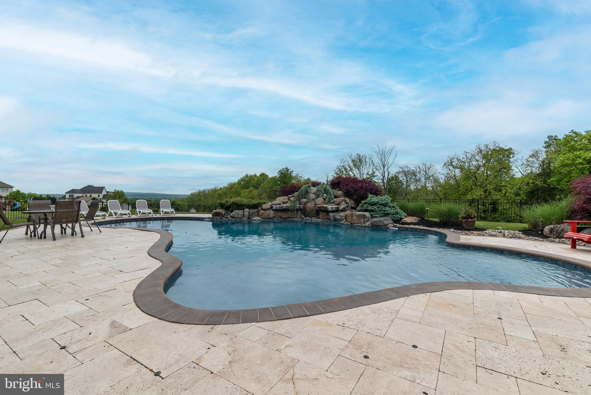 ASHLAND MEADOWS - Residential