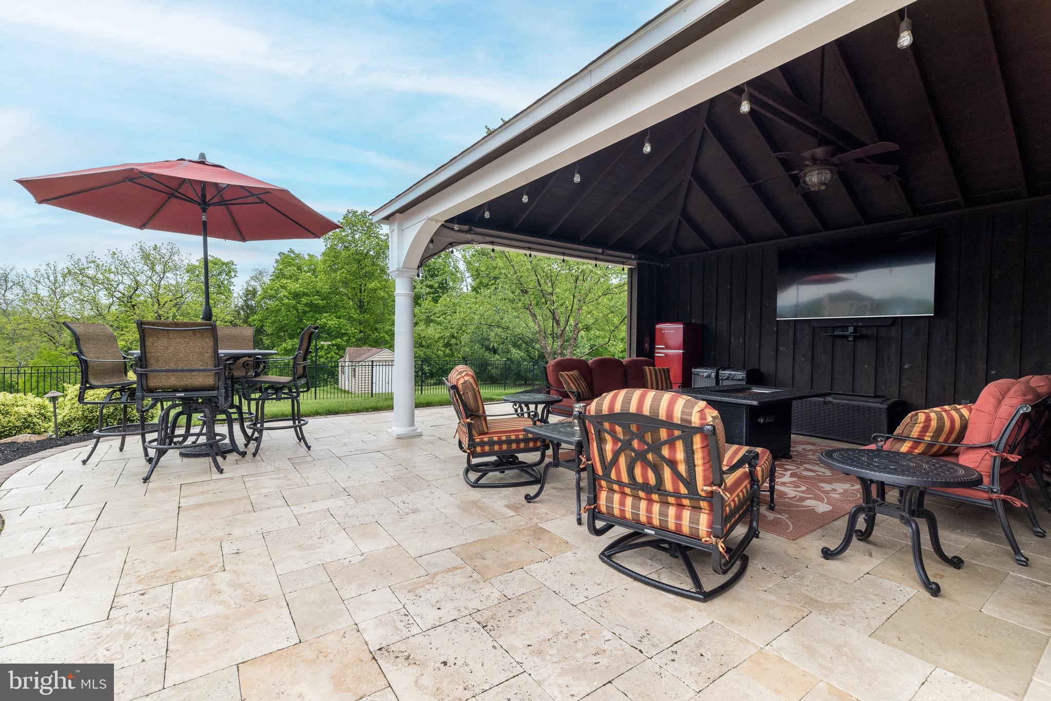 ASHLAND MEADOWS - Residential