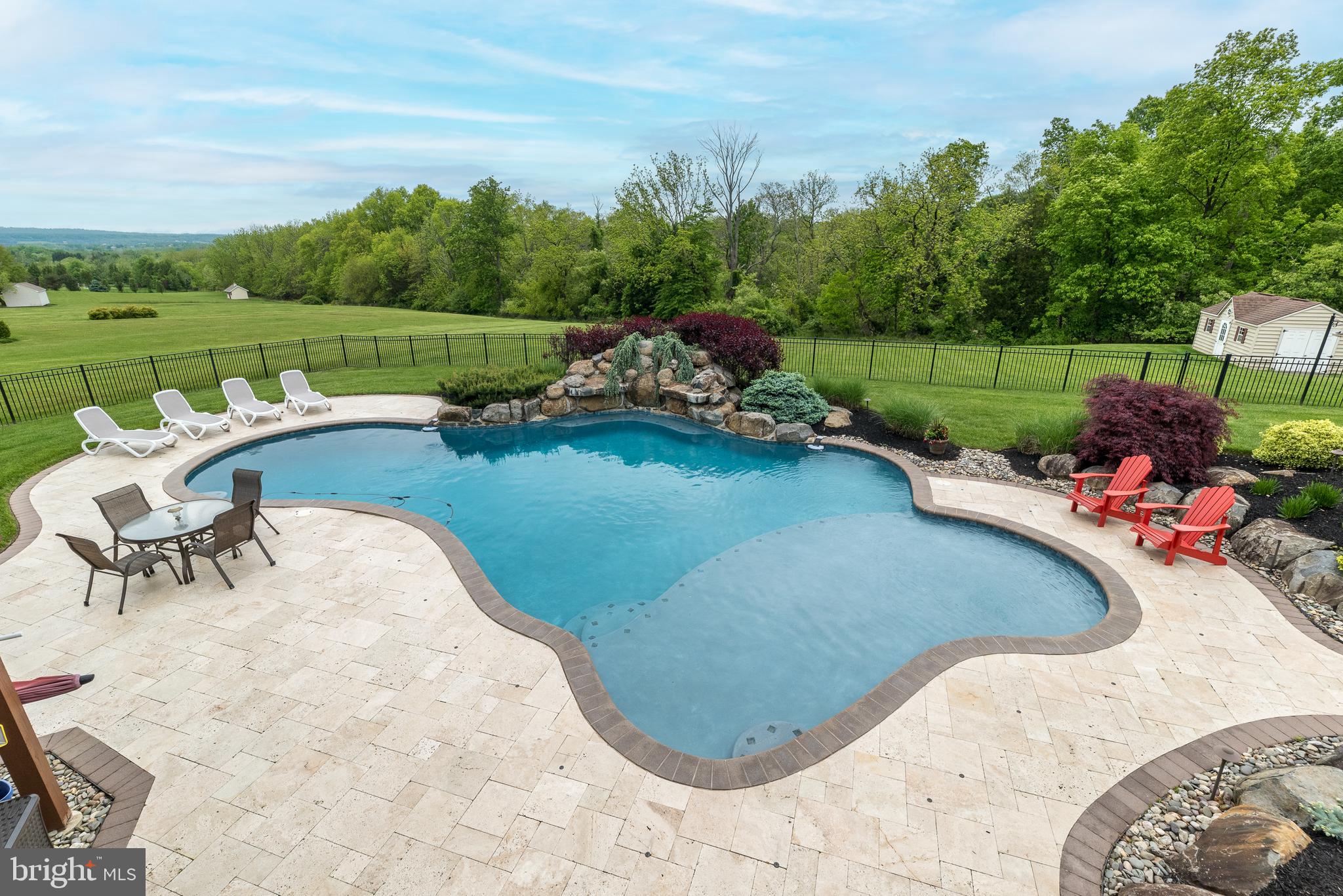 ASHLAND MEADOWS - Residential